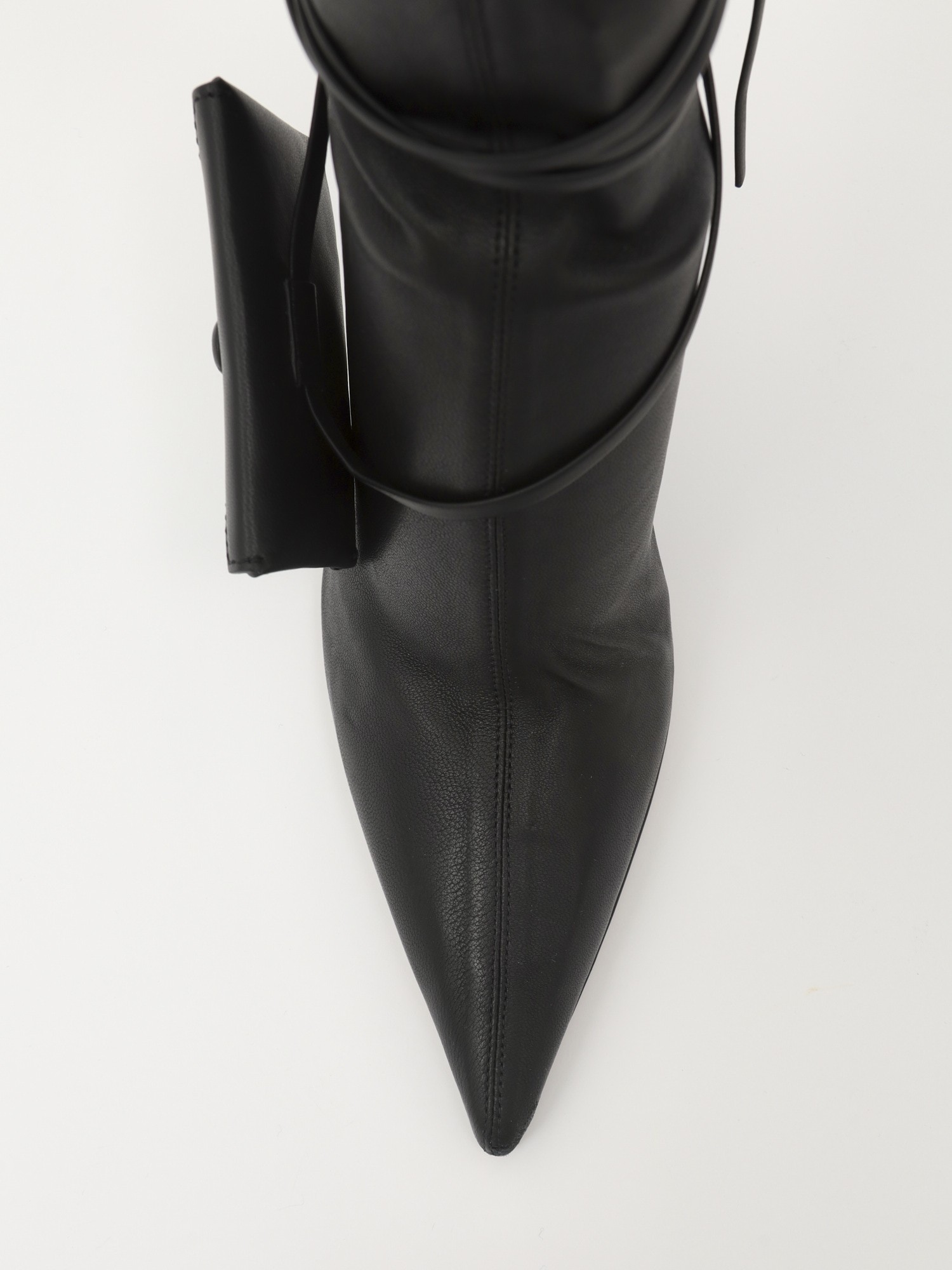 Neous Shoes 38 9