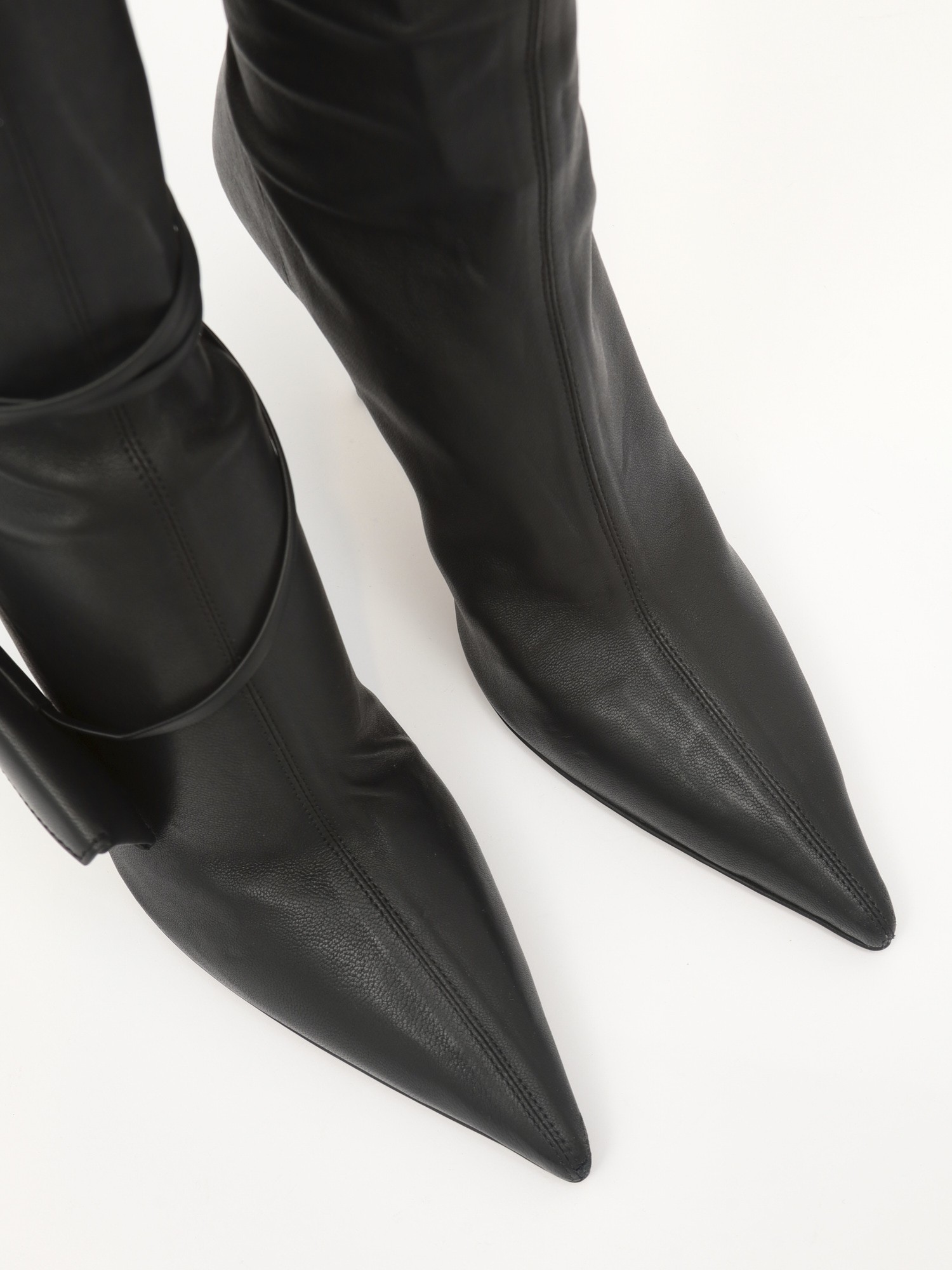 Neous Shoes 38 5