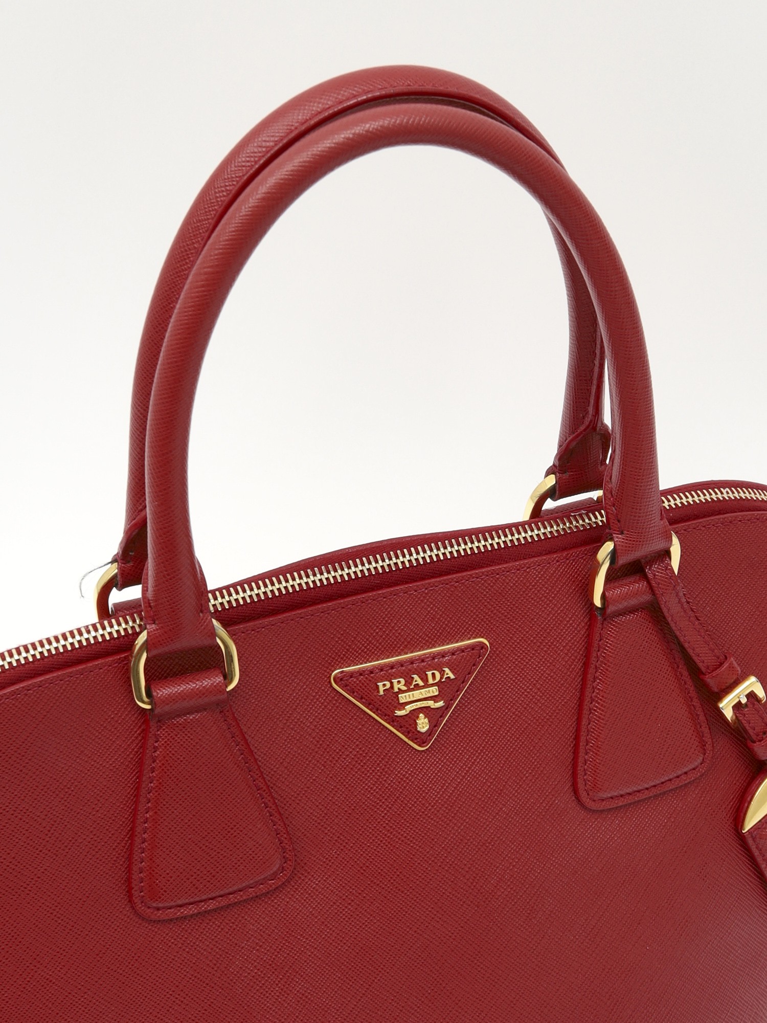Prada Promenade 4