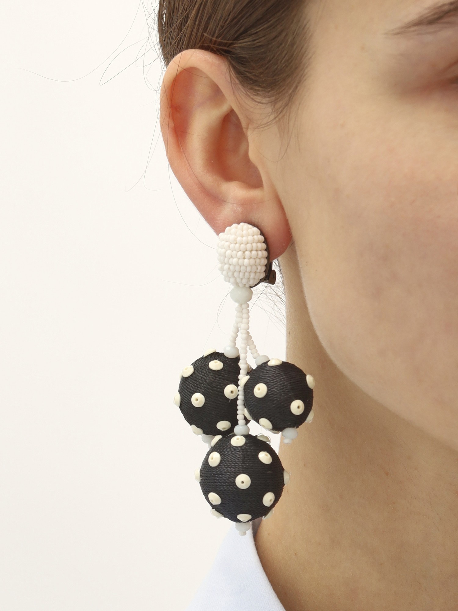 Oscar de la Renta Earrings 1