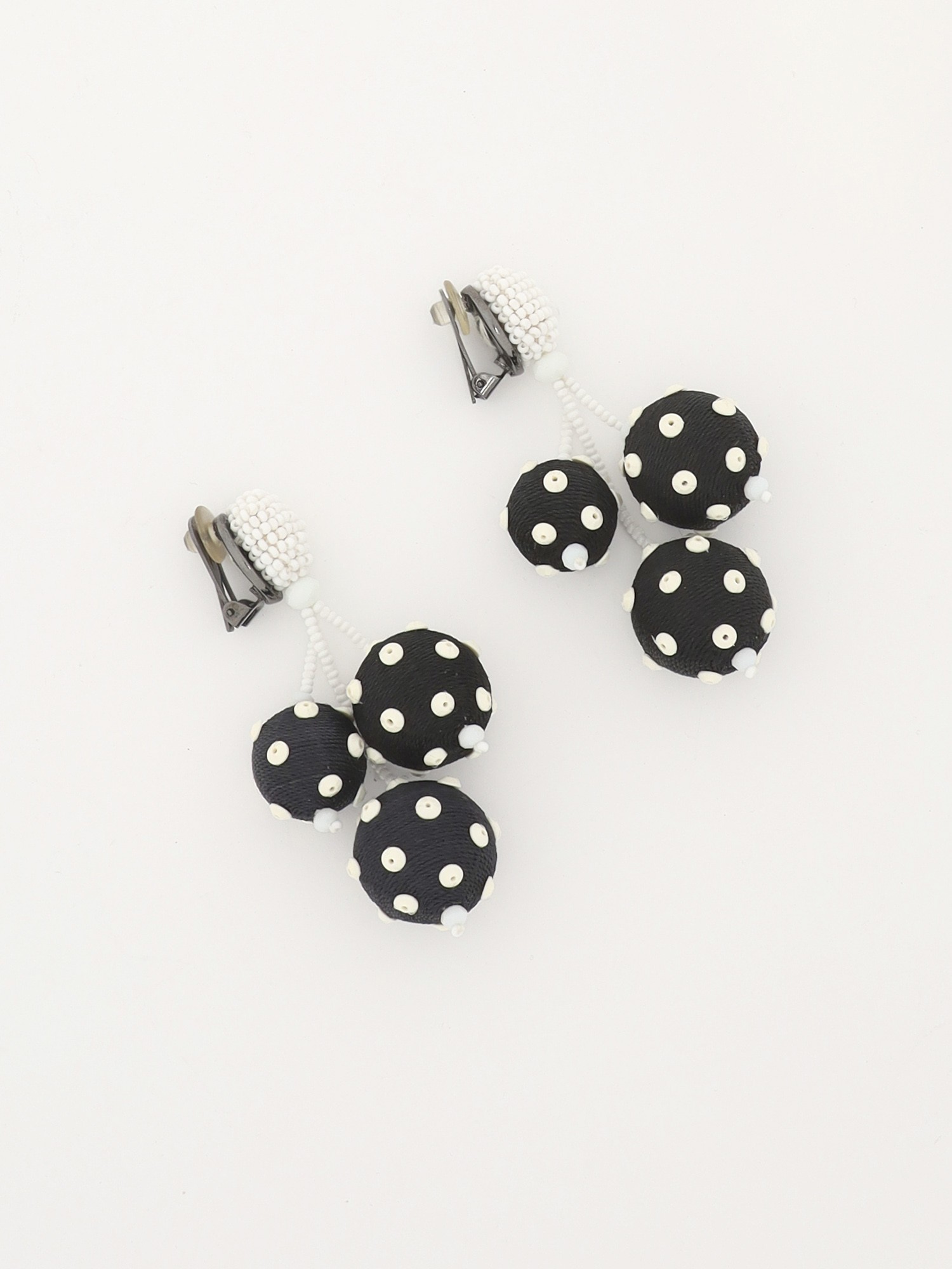 Oscar de la Renta Earrings 2