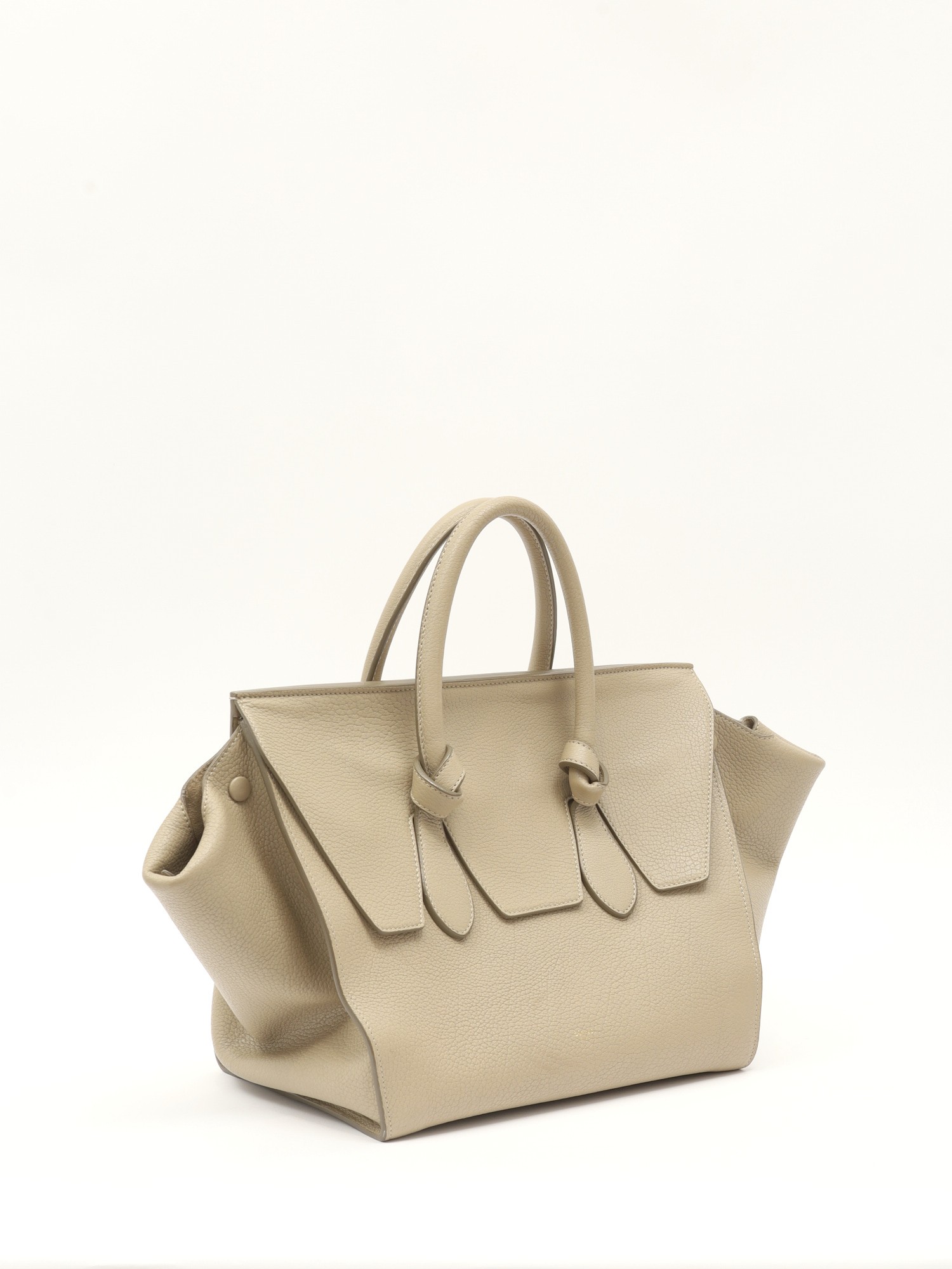 Celine Tie 2