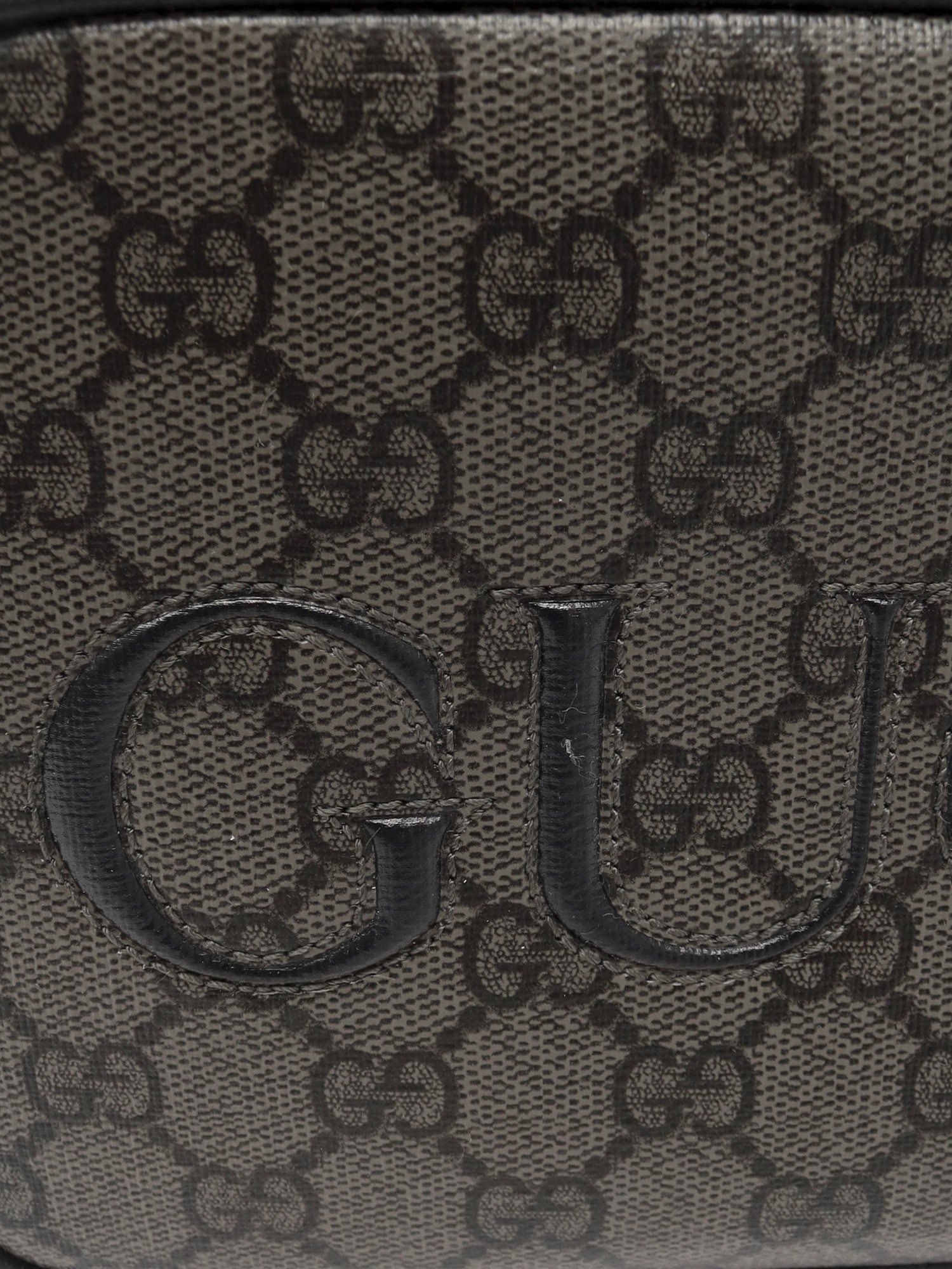 Gucci GG Supreme  12