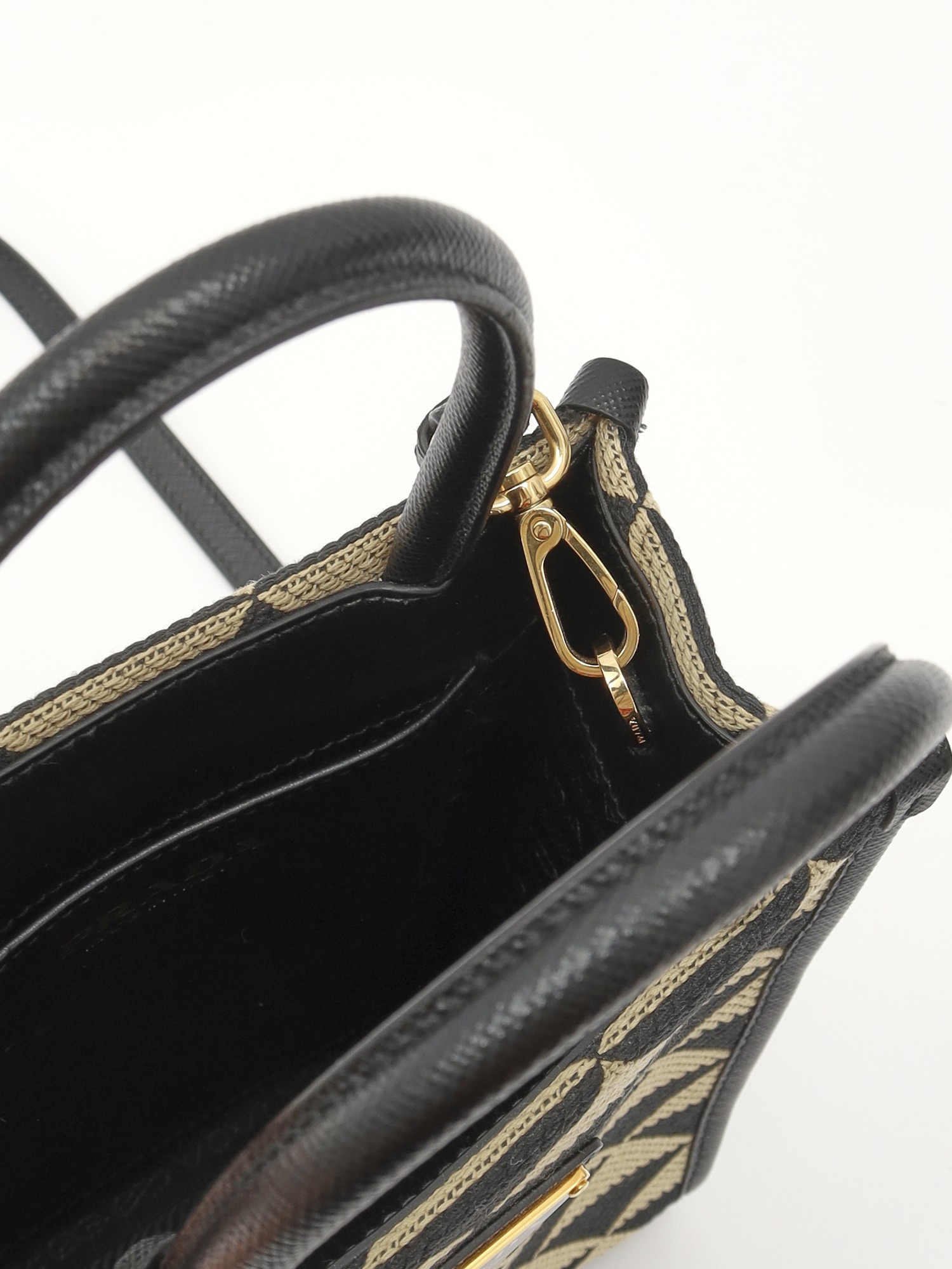 Prada Symbole 9