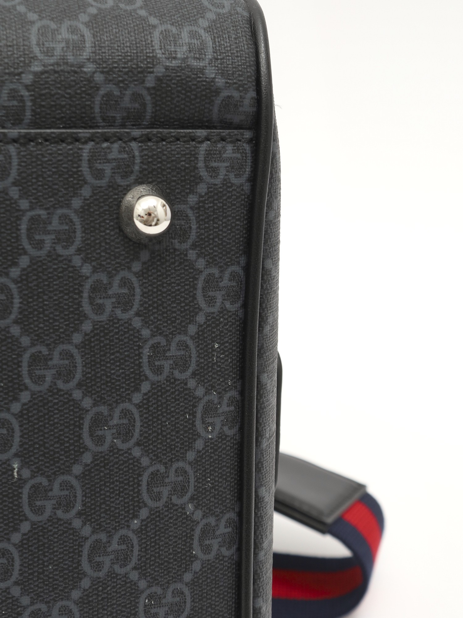 Gucci GG Supreme  10