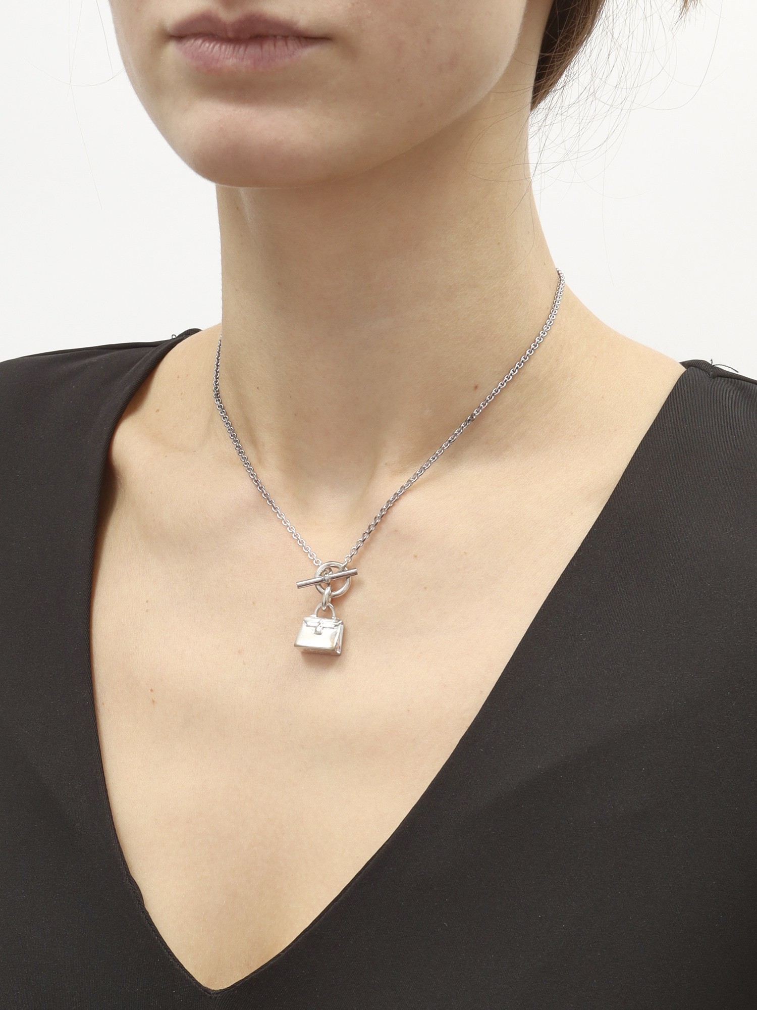Hermes Necklace 1