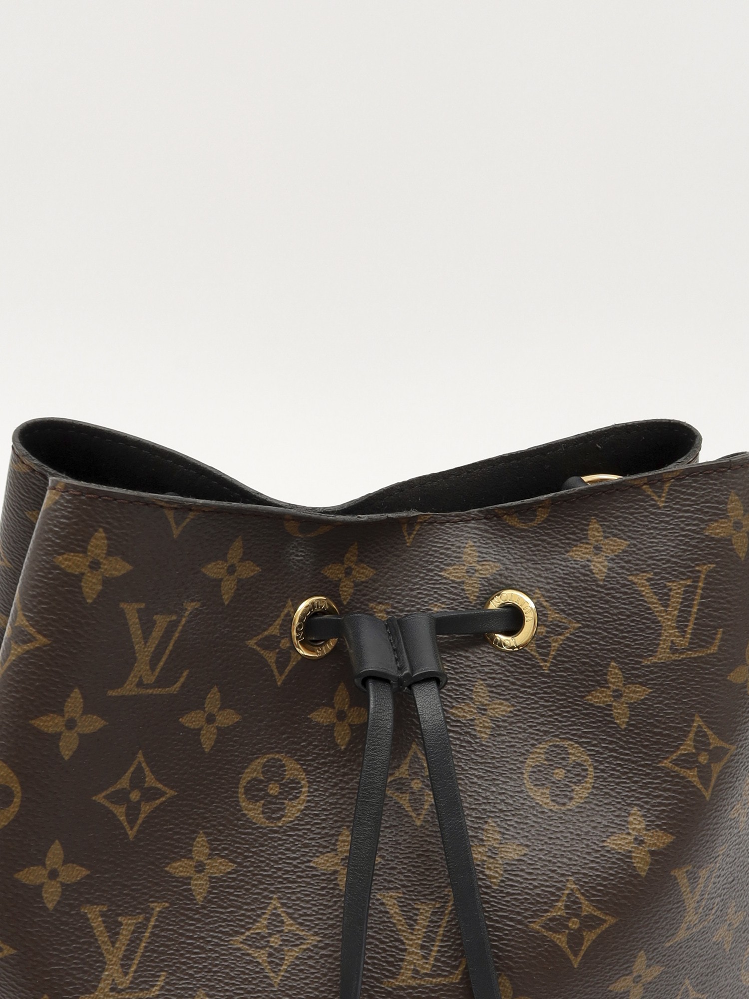 Louis Vuitton NeoNoe 5