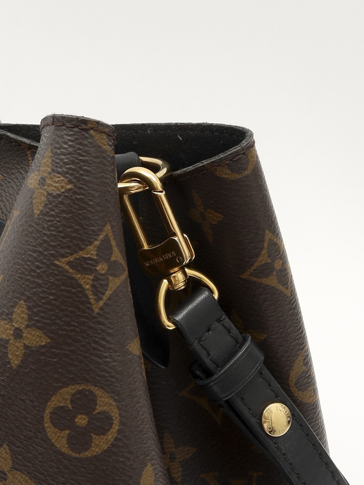 Louis Vuitton NeoNoe 7