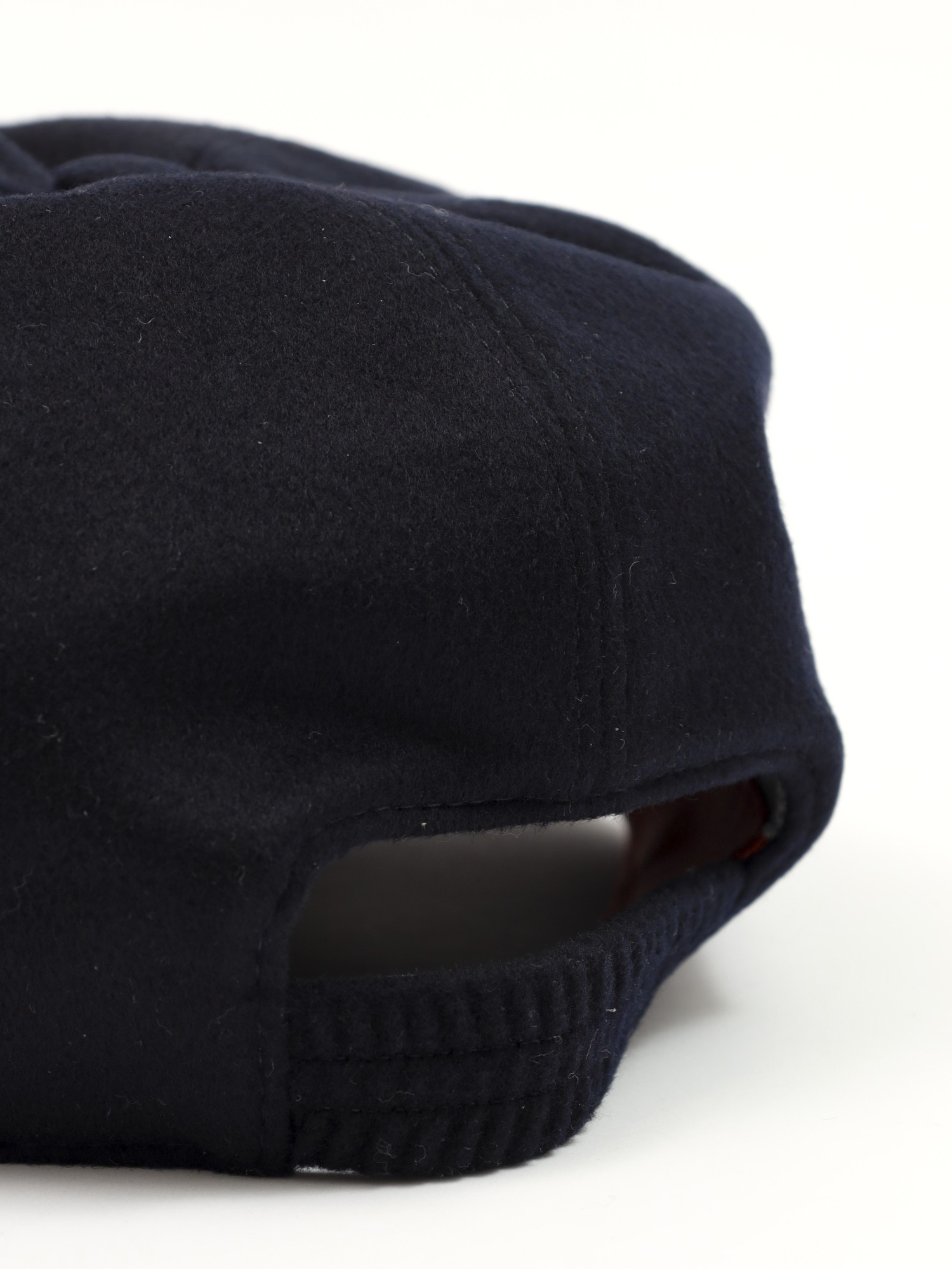 Loro Piana Cap 5