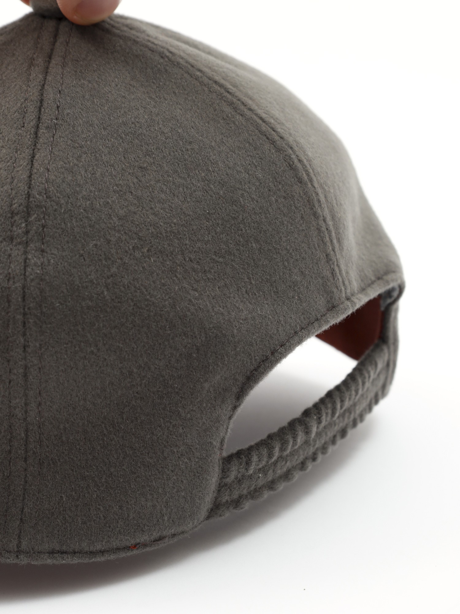 Loro Piana Cap 6
