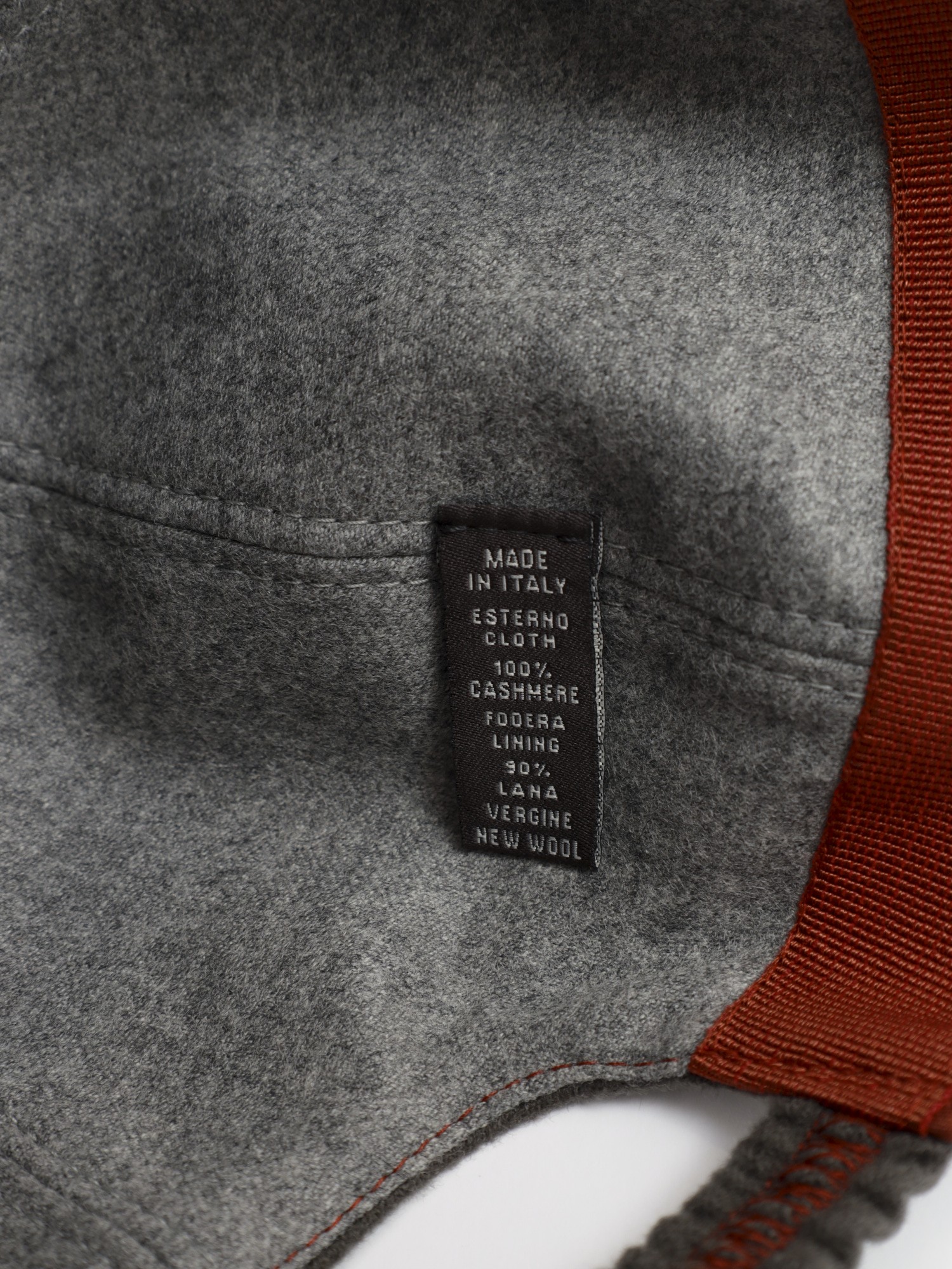 Loro Piana Cap 8