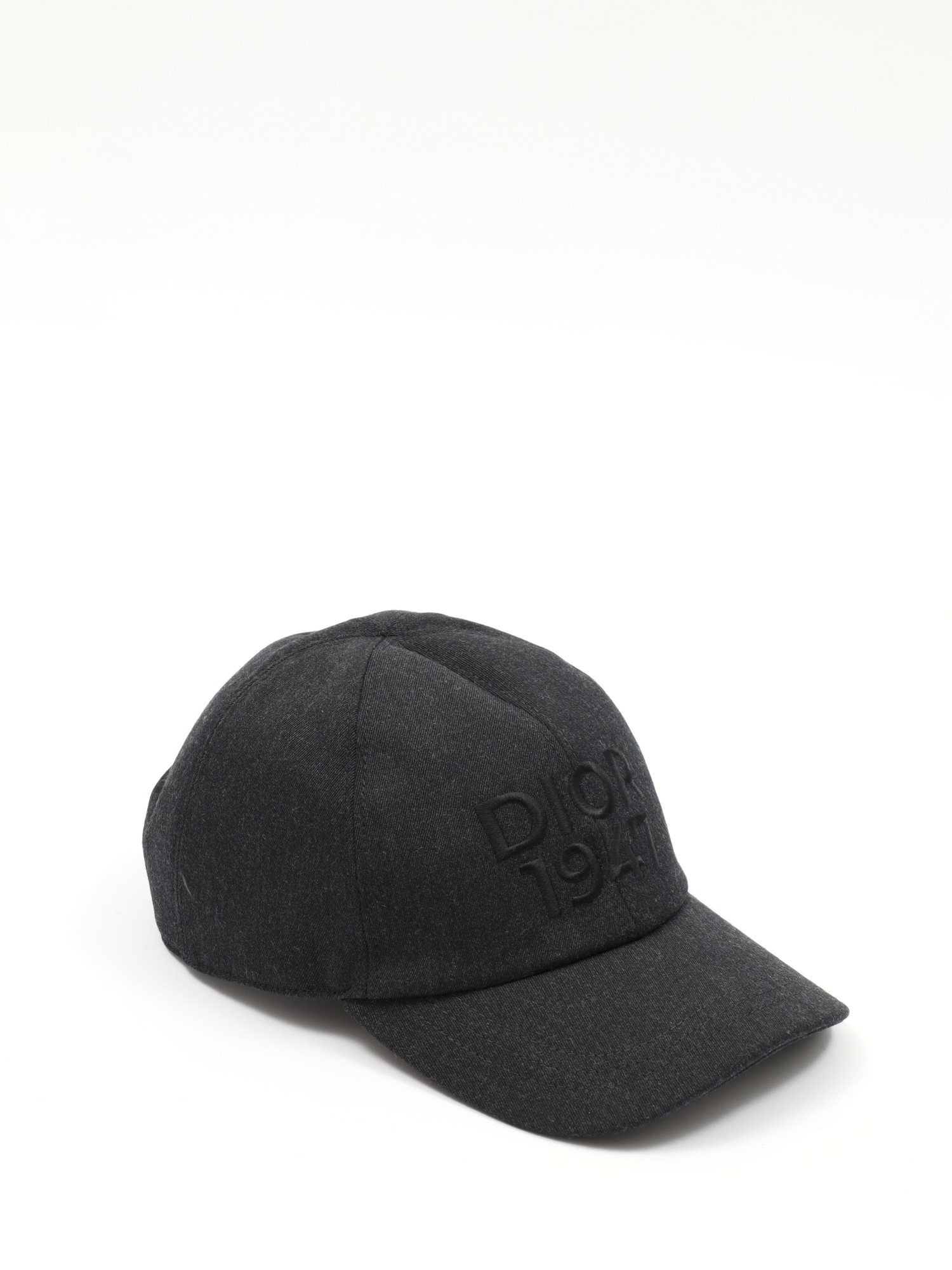 Christian Dior Cap 4