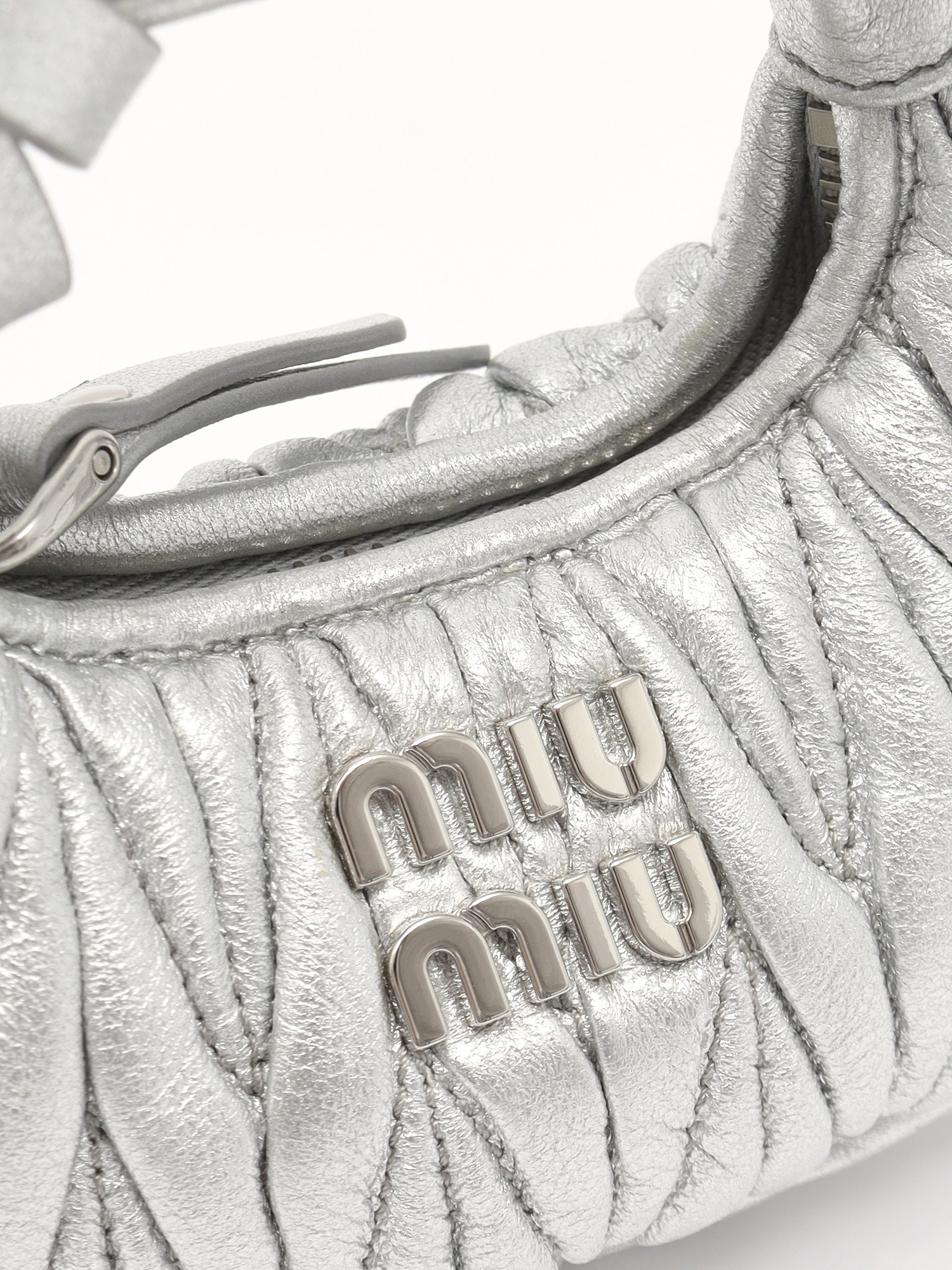 Miu Miu Wander 4