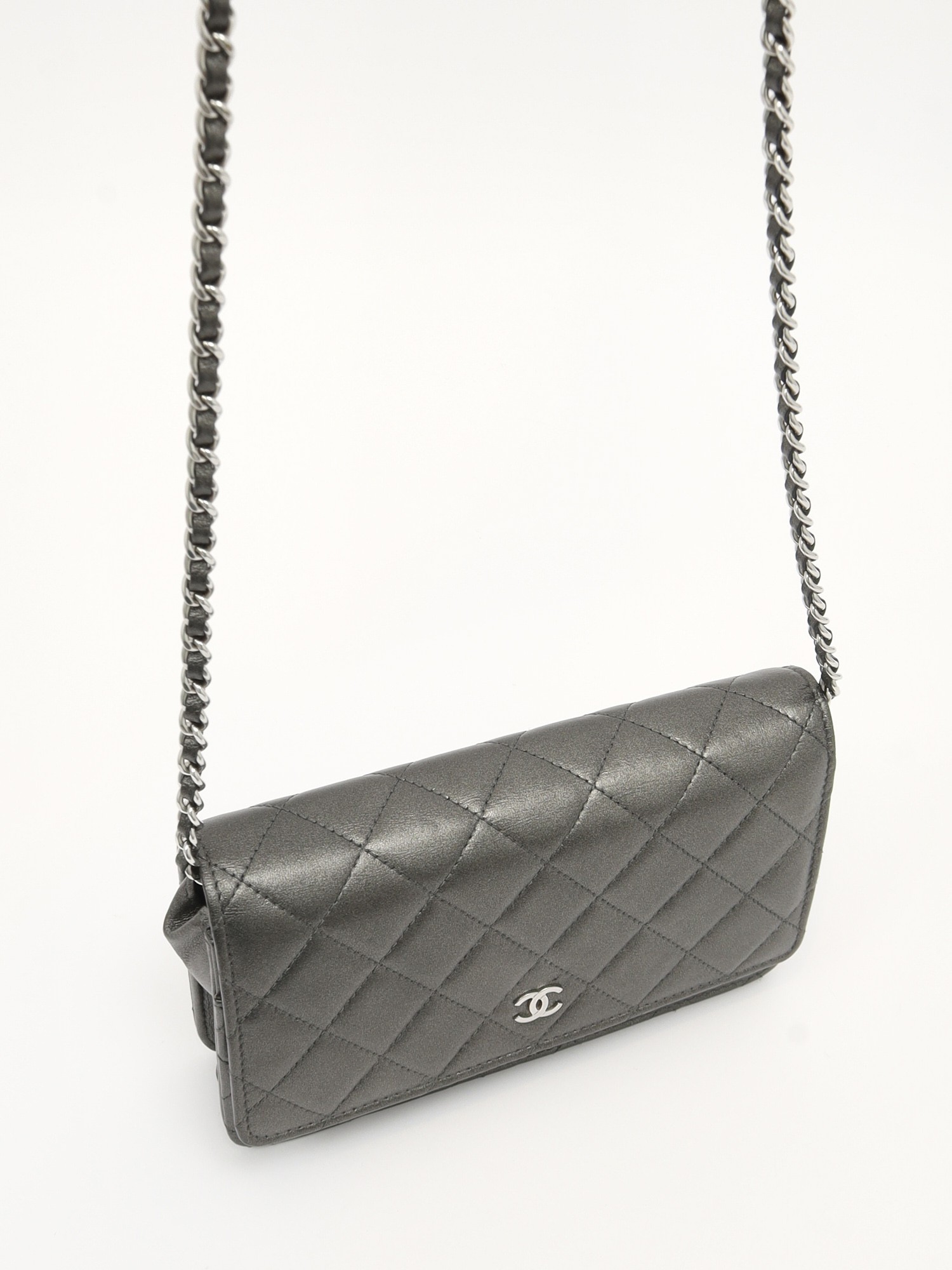 Chanel WOC  4