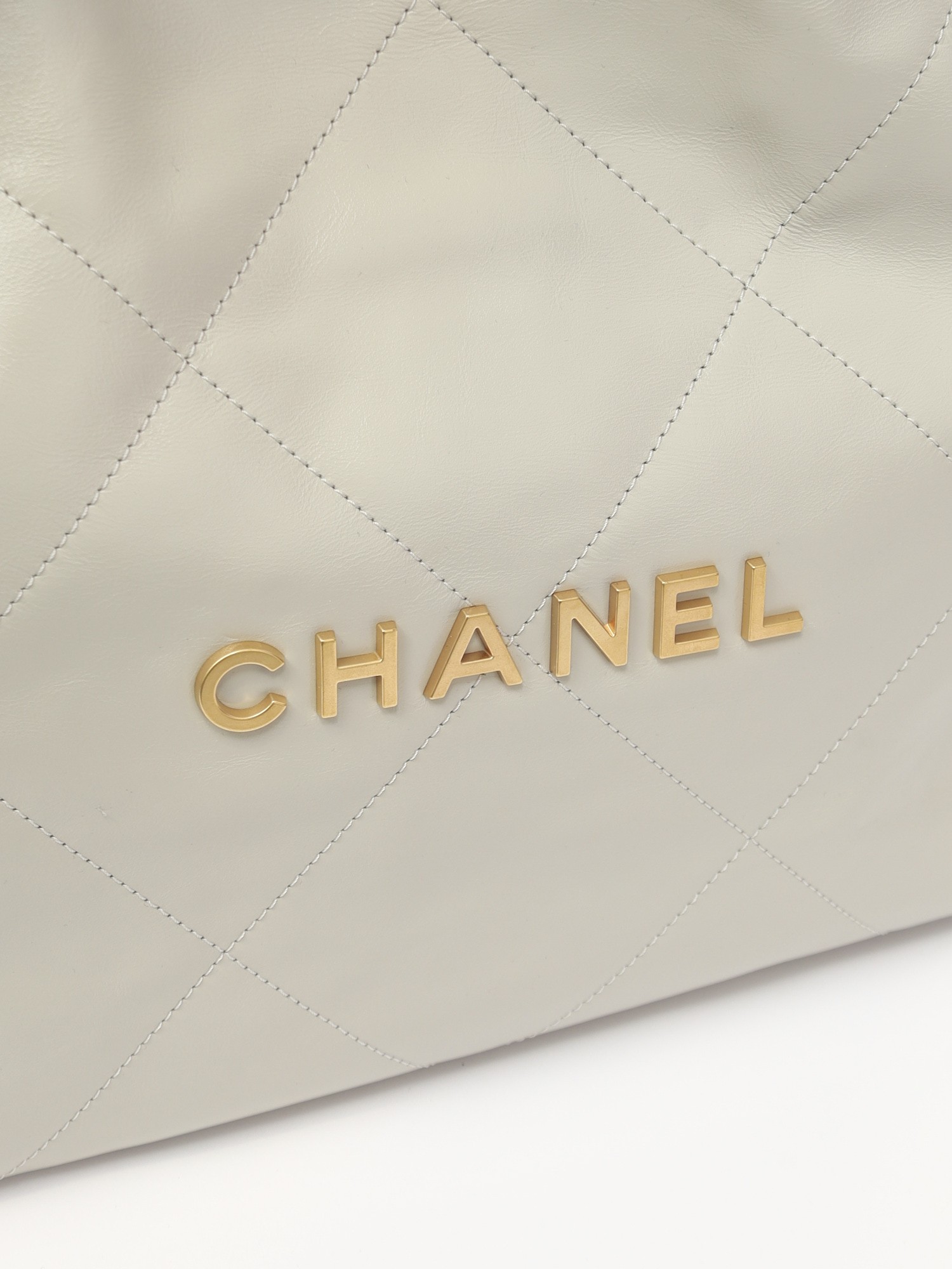Chanel 22 6