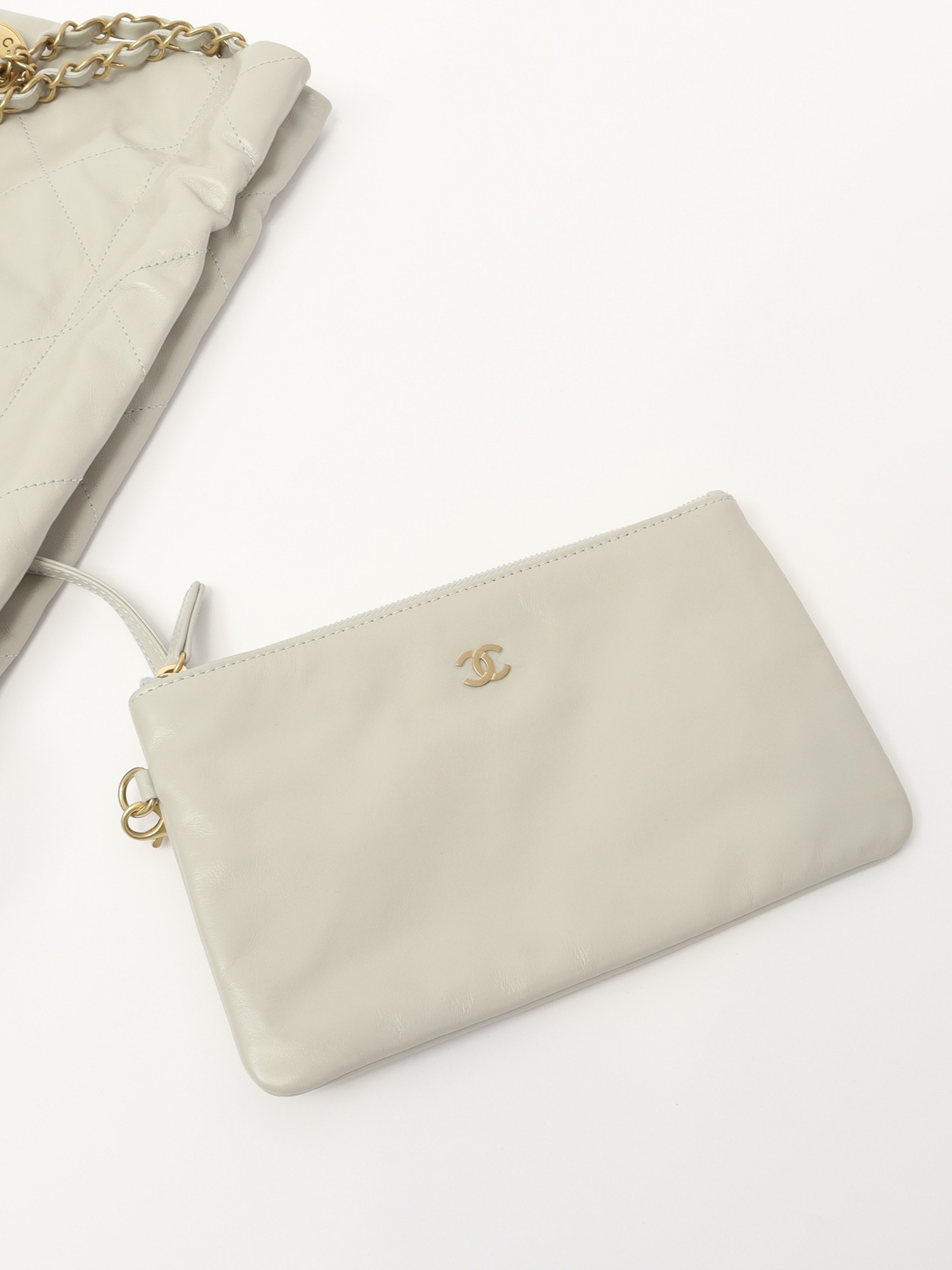 Chanel 22 9
