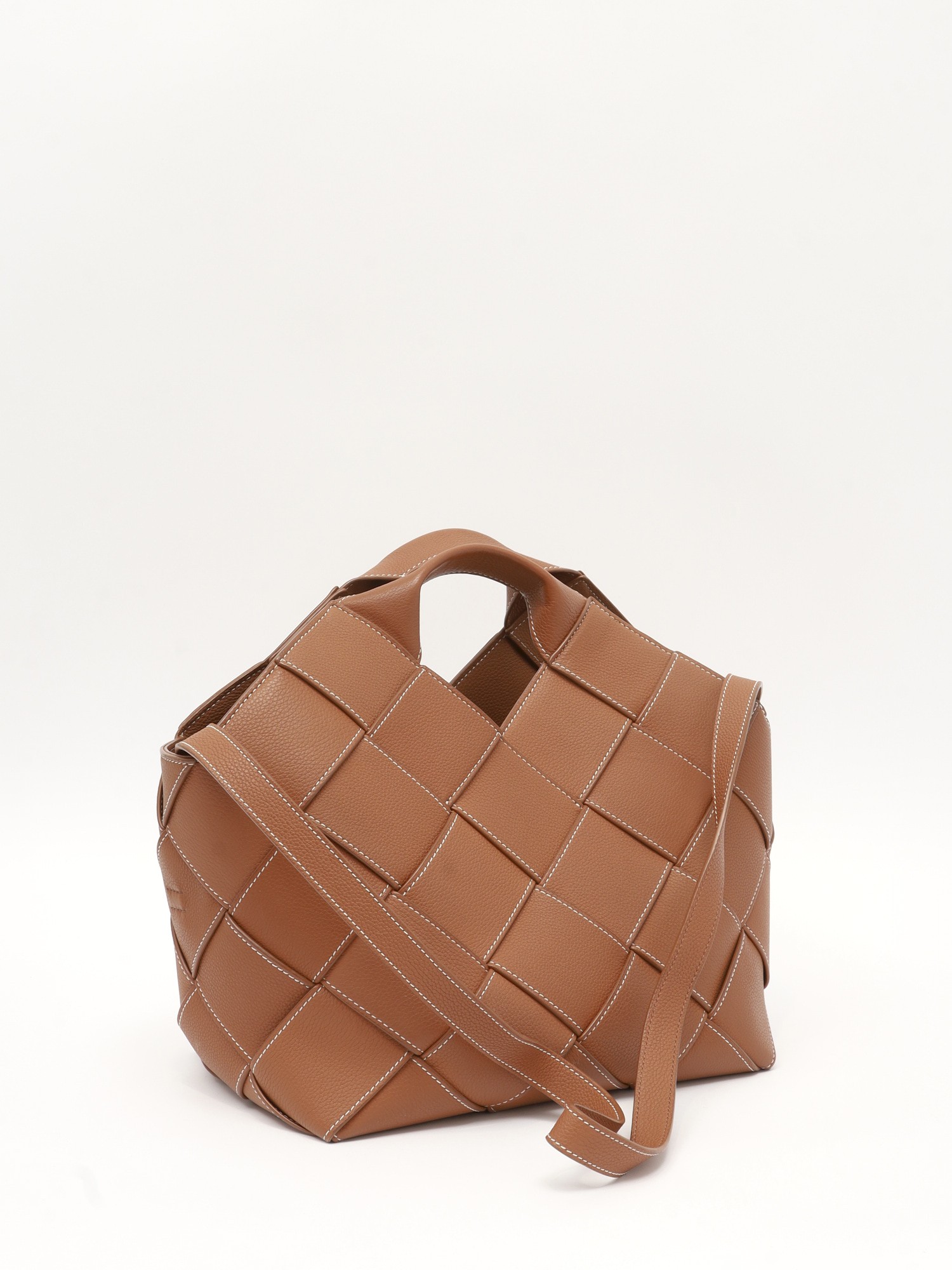 Loewe Woven 3