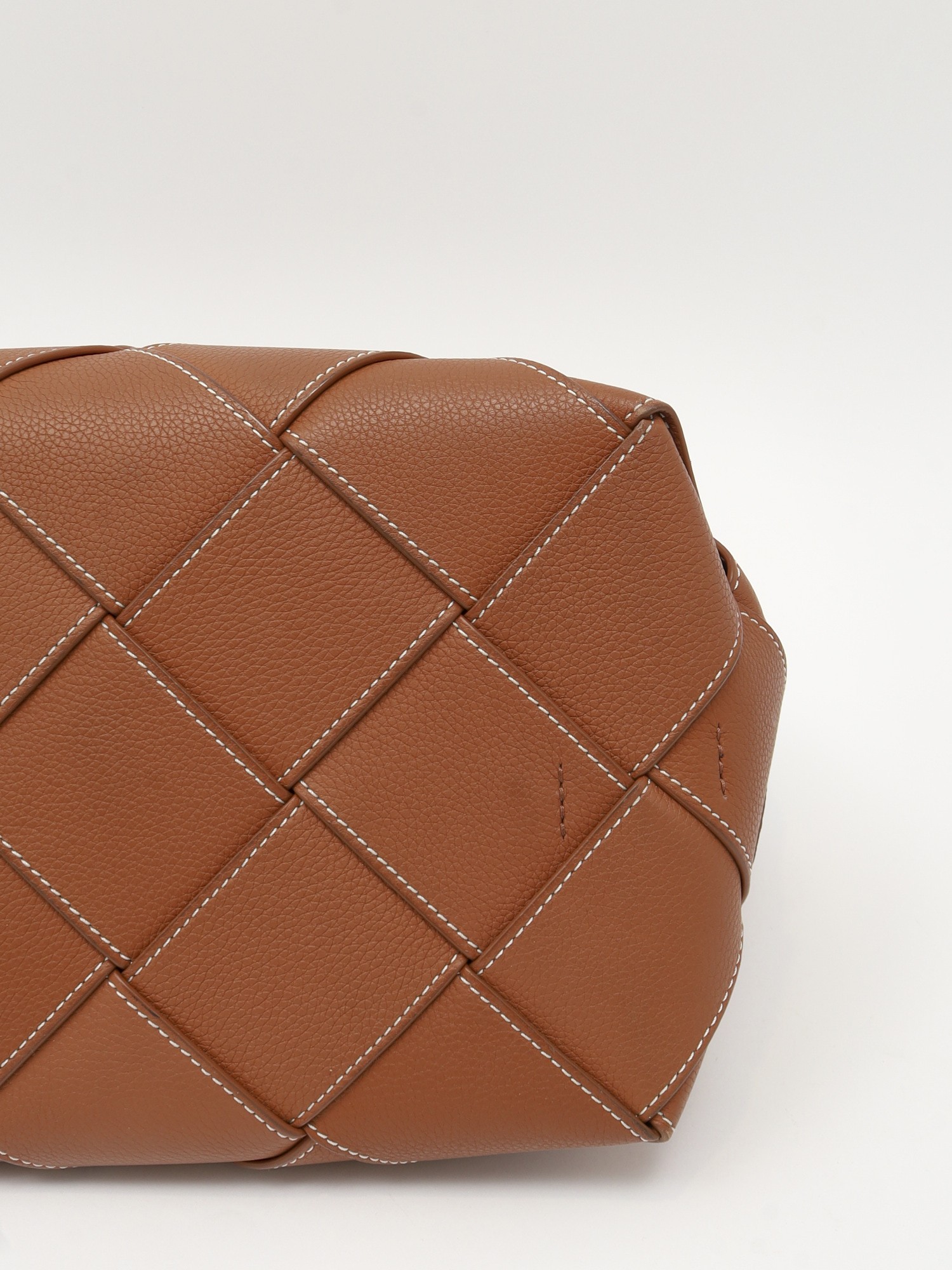 Loewe Woven 7