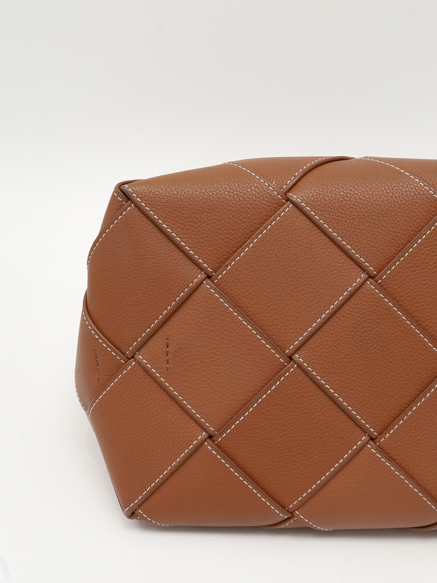 Loewe Woven 6