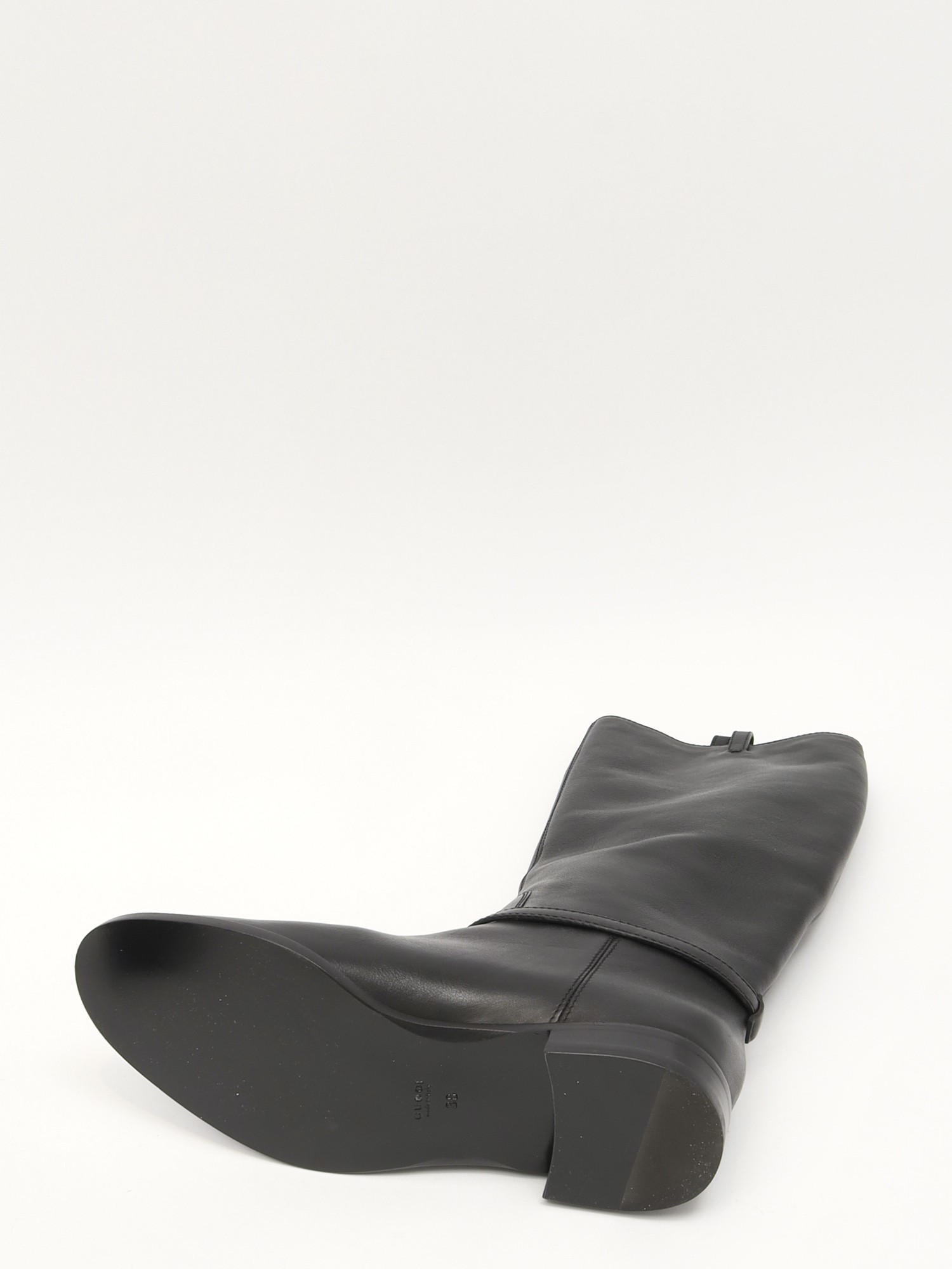 Gucci Shoes 38 9