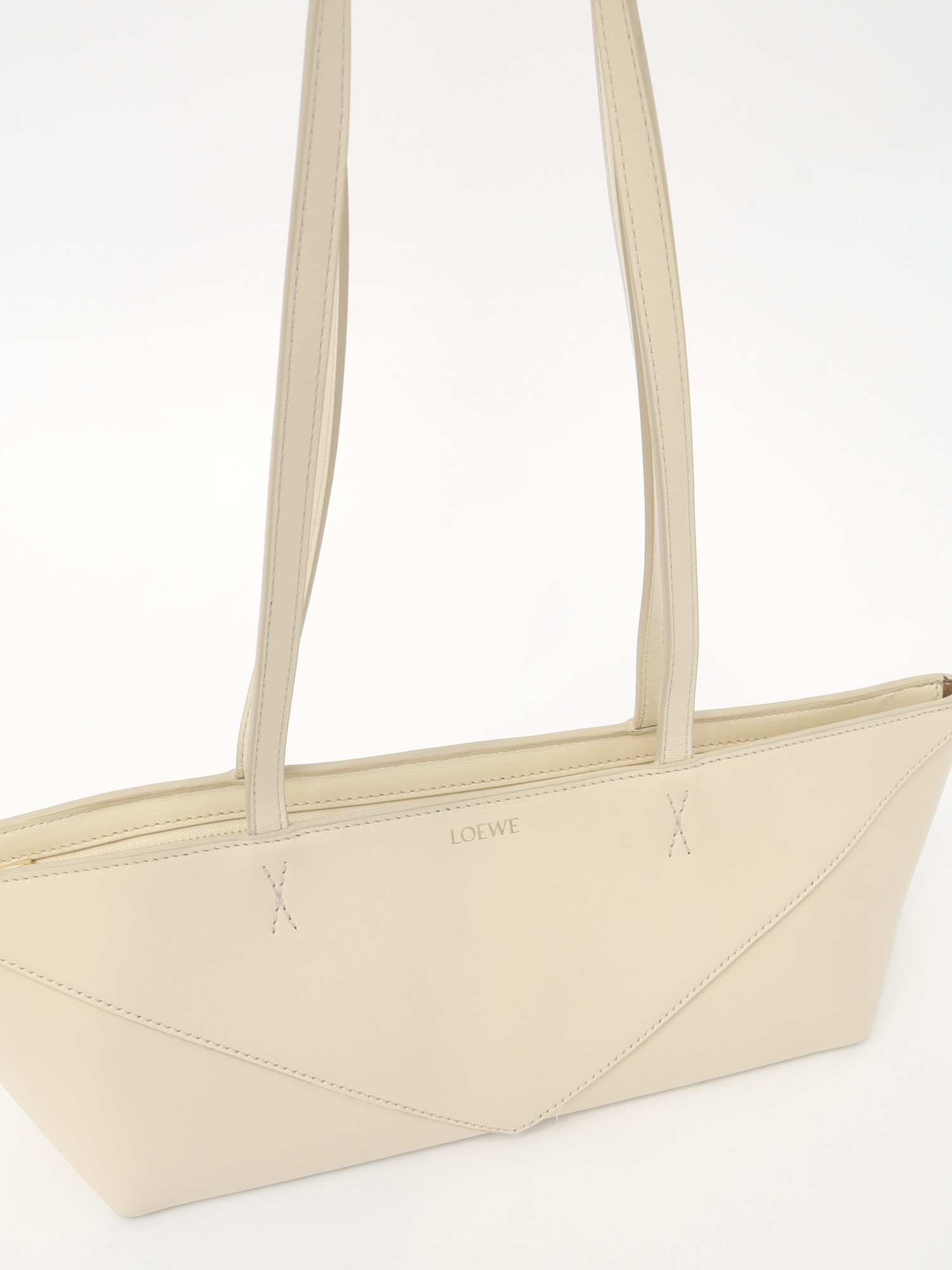 Loewe Puzzle 4