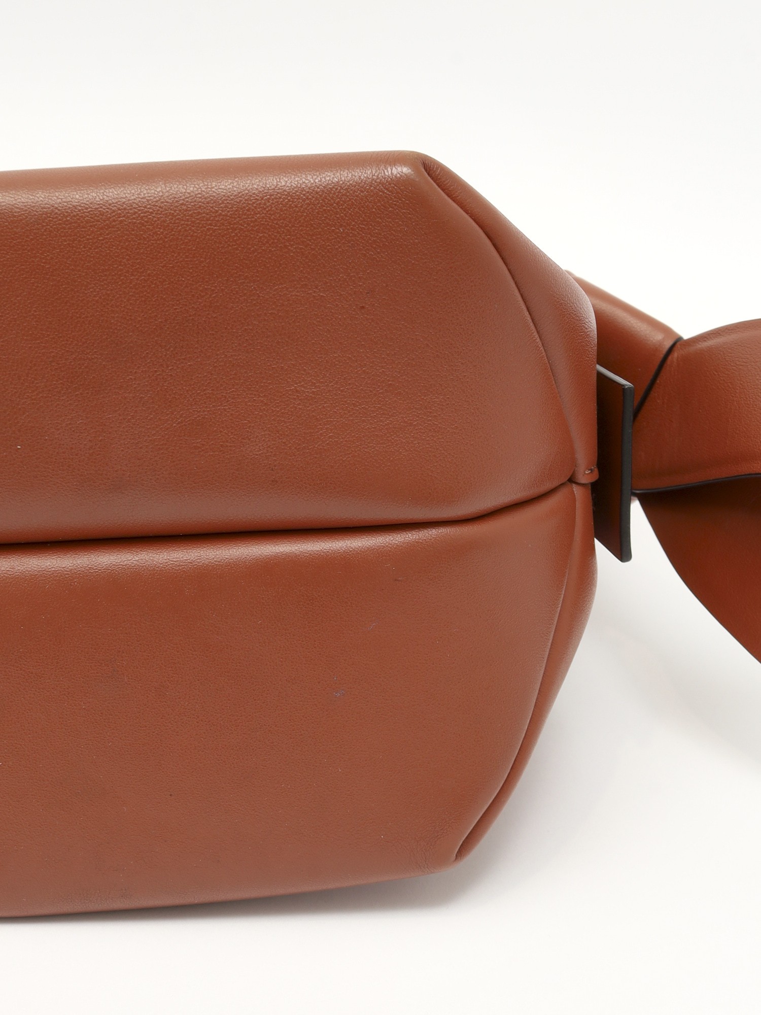 Acne Studios Musubi 9
