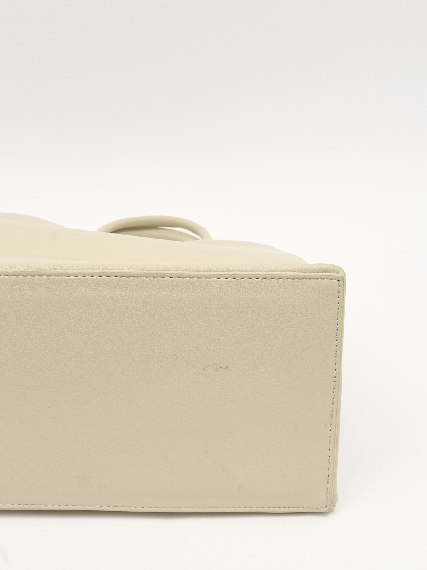 Axel Arigato Leather Bag  7