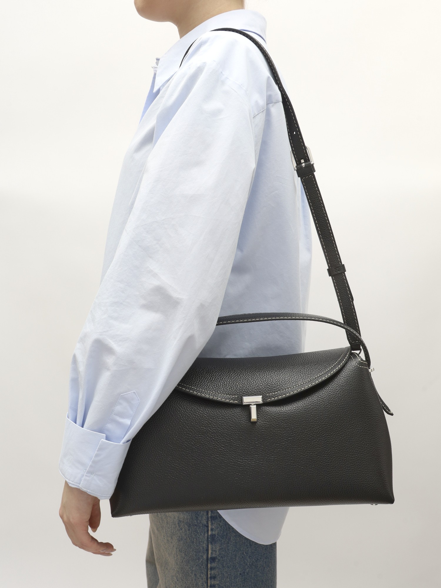 Toteme T-Lock 1