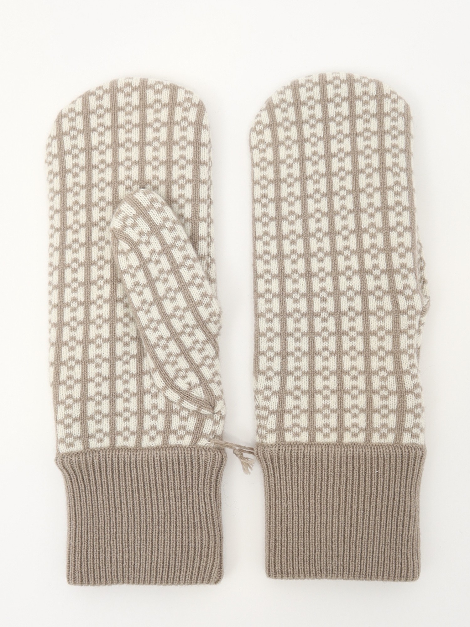 Hermes Mittens 4