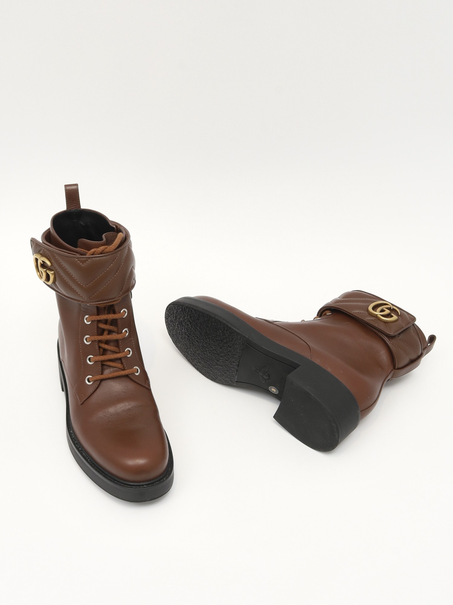 Gucci Shoes 39 9