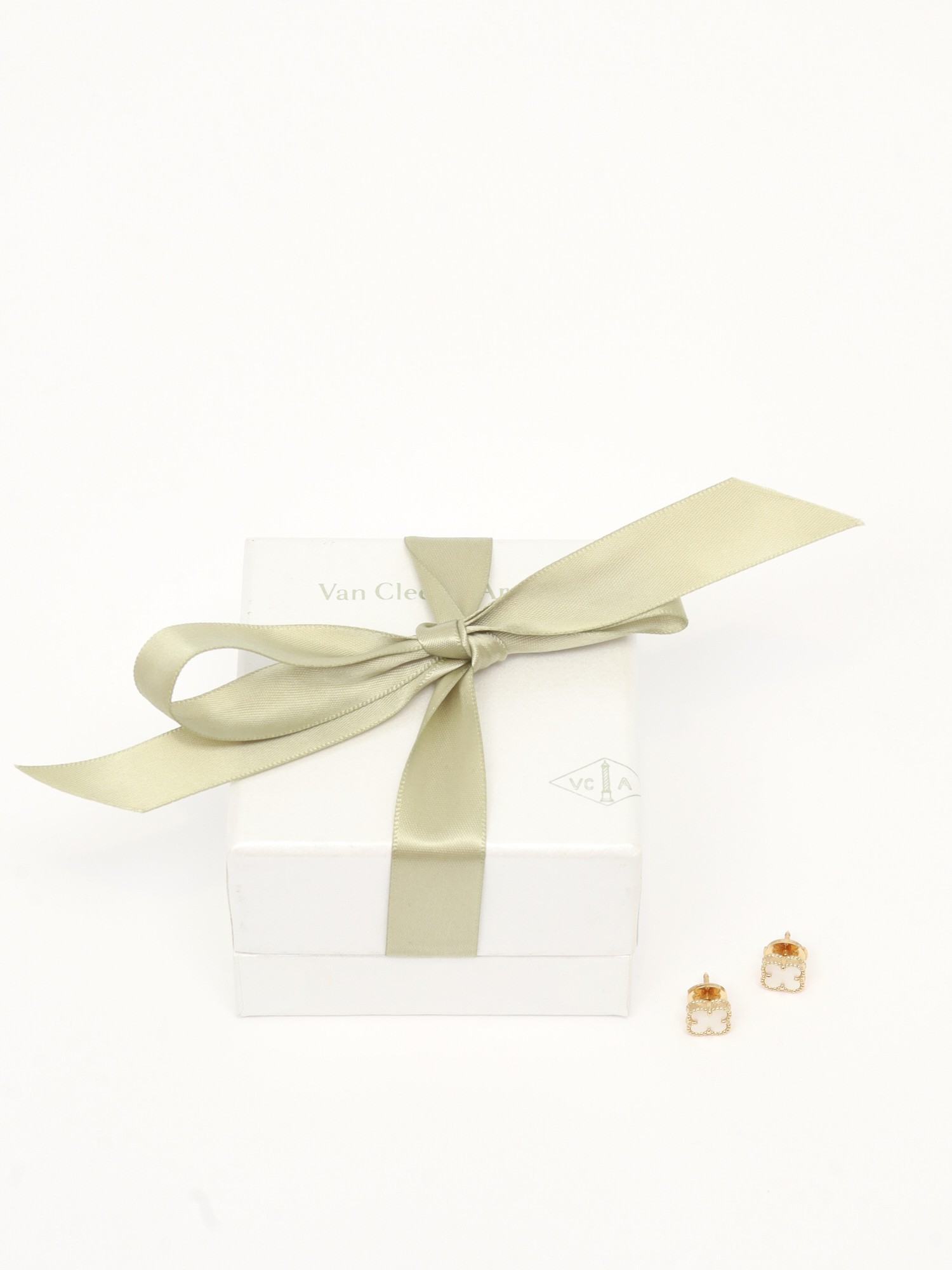 Van Cleef Sweet Alhambra 2