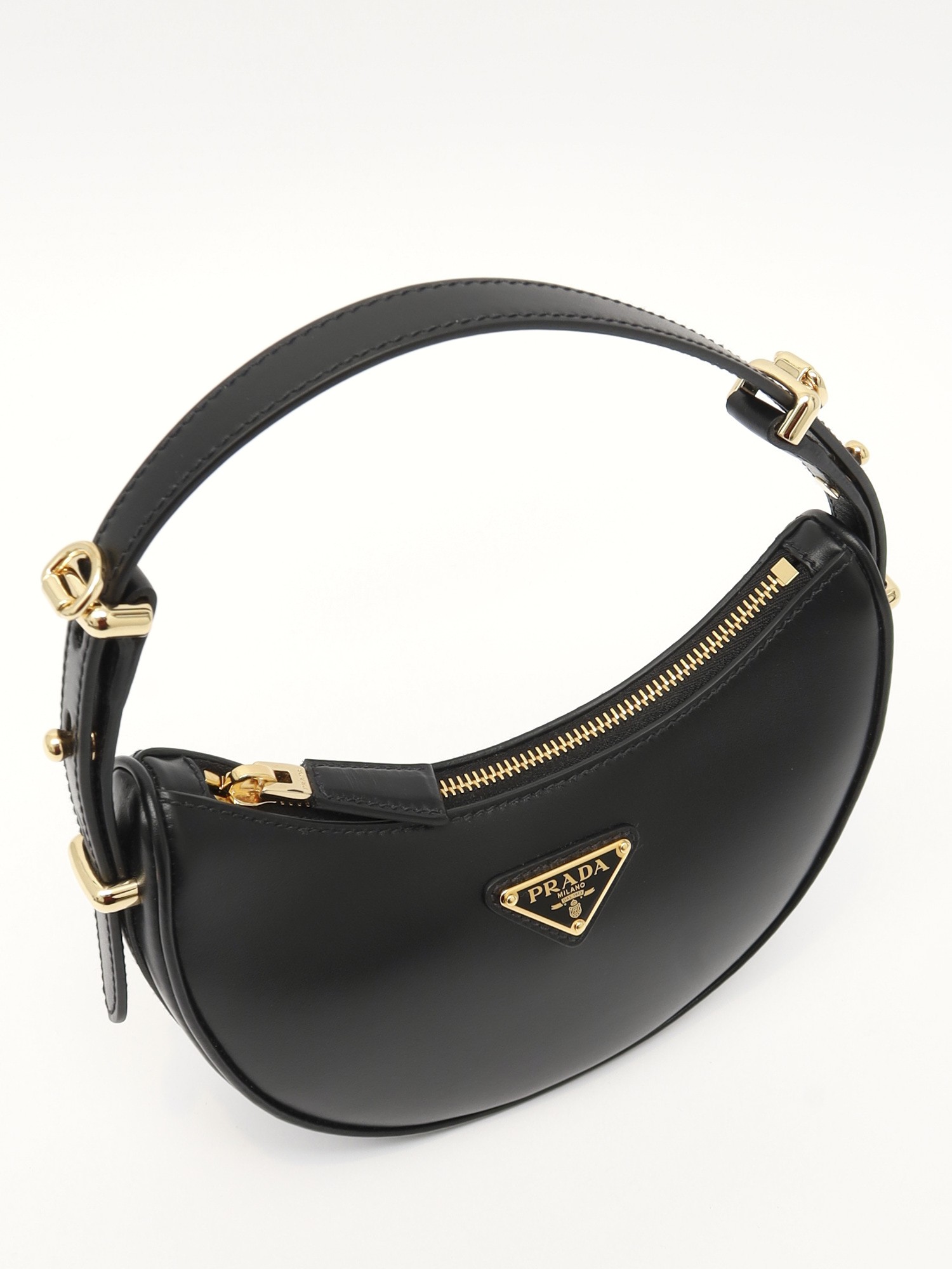 Prada Arque 4