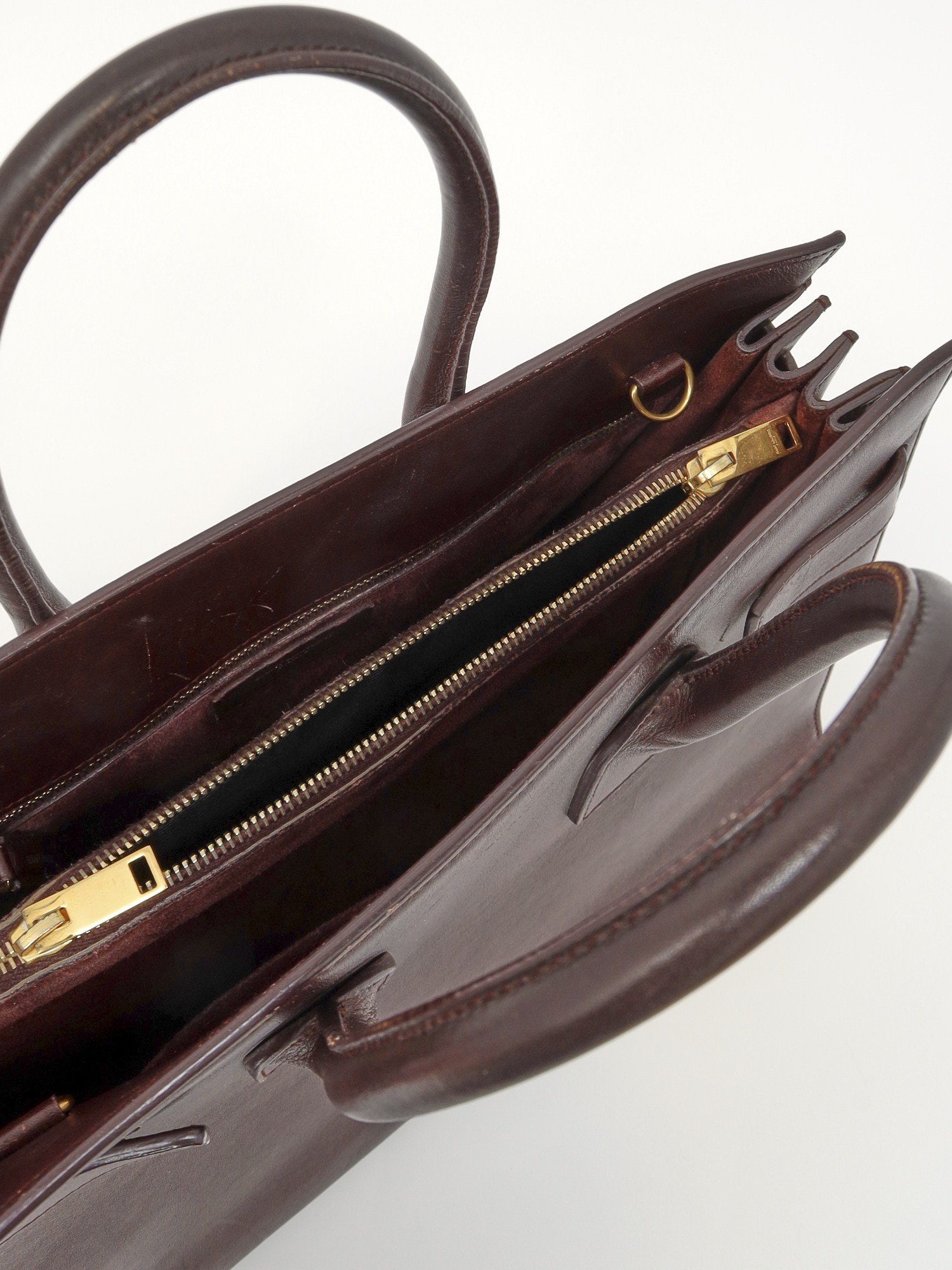 Saint Laurent Sac De Jour  17