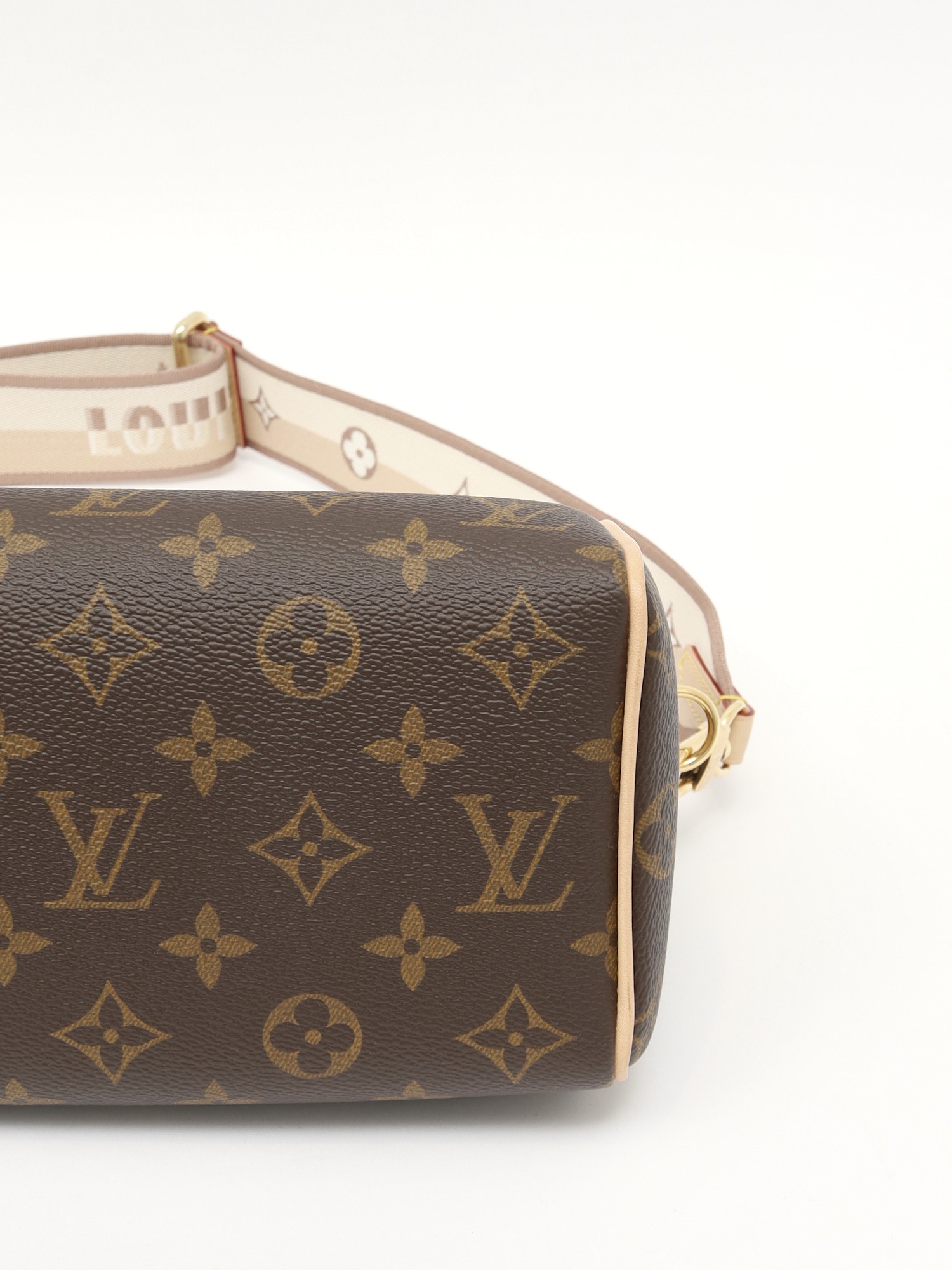 Louis Vuitton Speedy 9