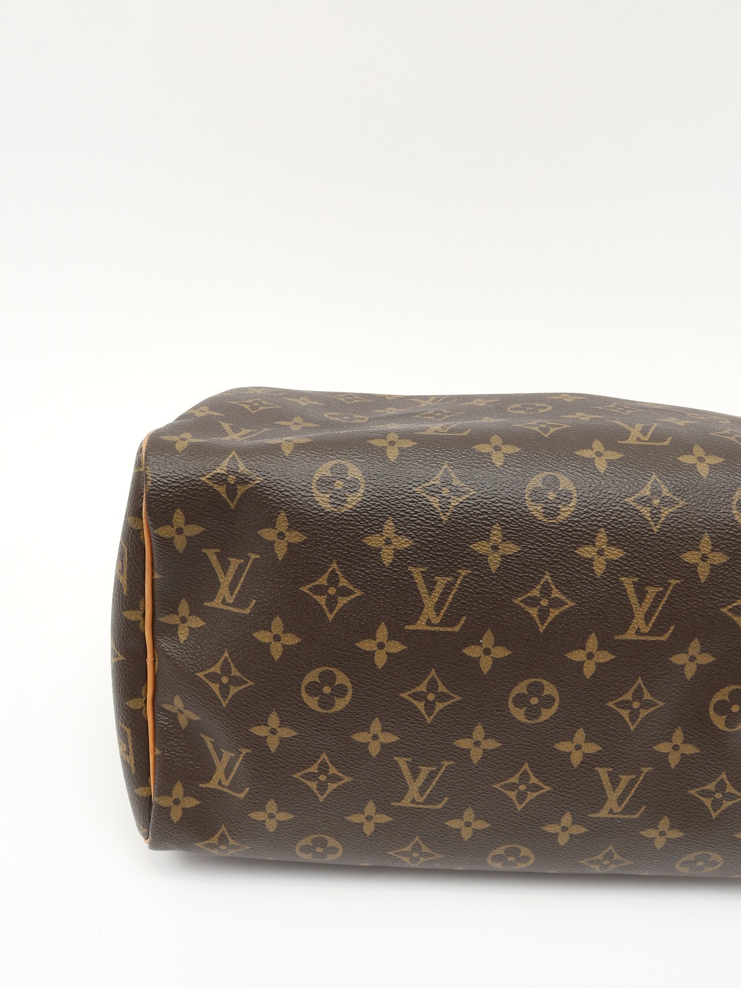 Louis Vuitton Speedy 8