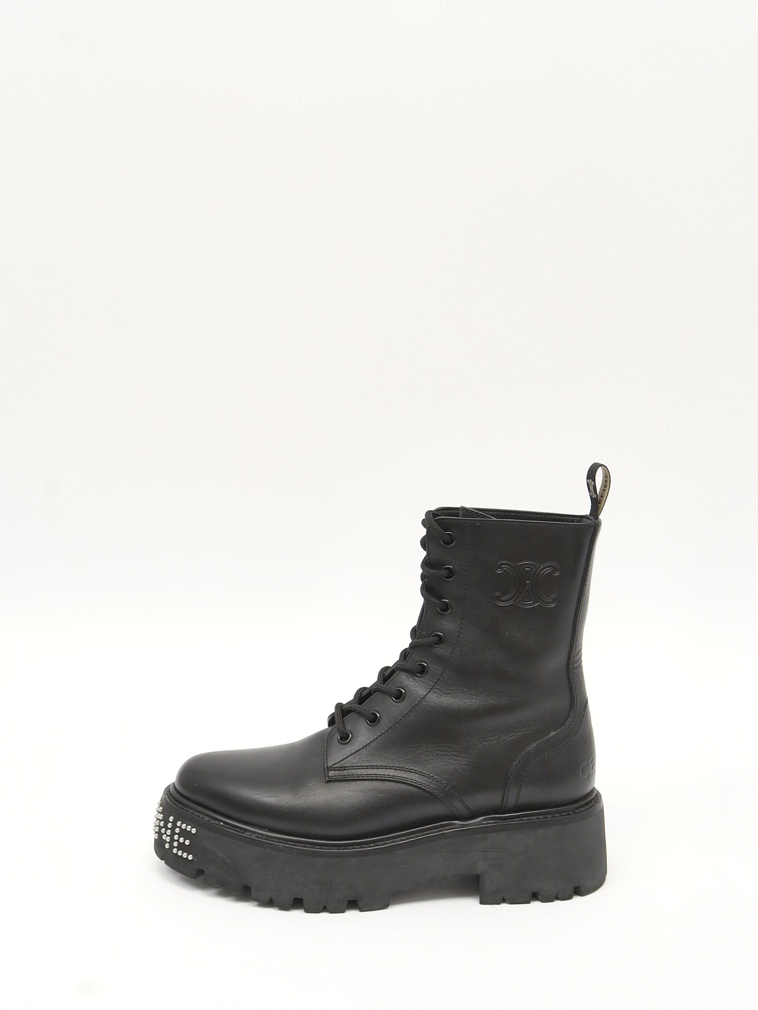 Celine None 39 1