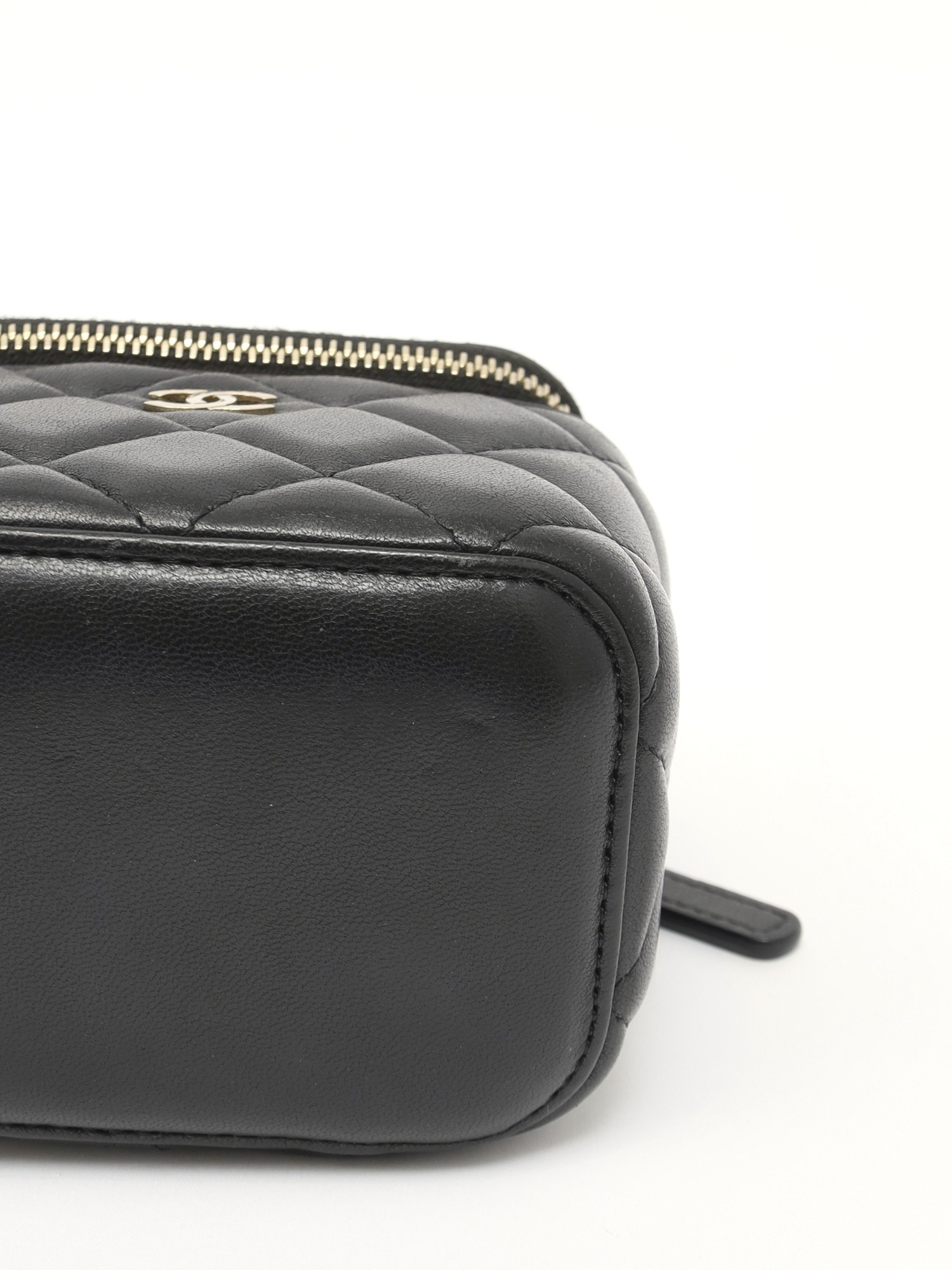 Chanel Vanity 7