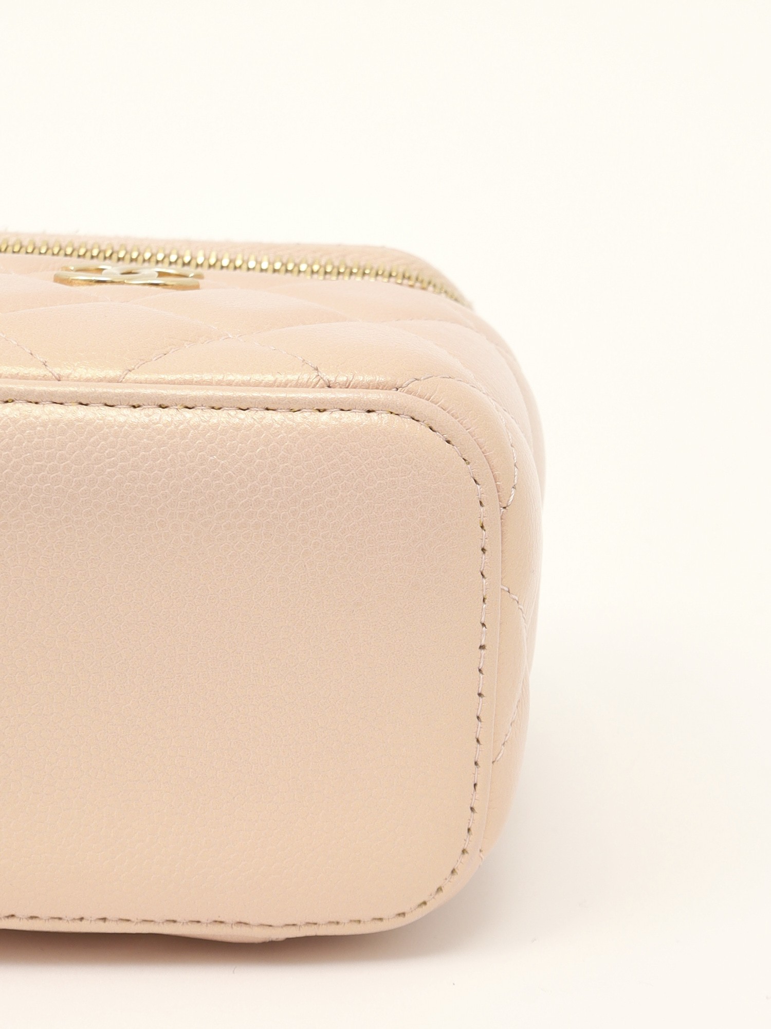Chanel Vanity 8