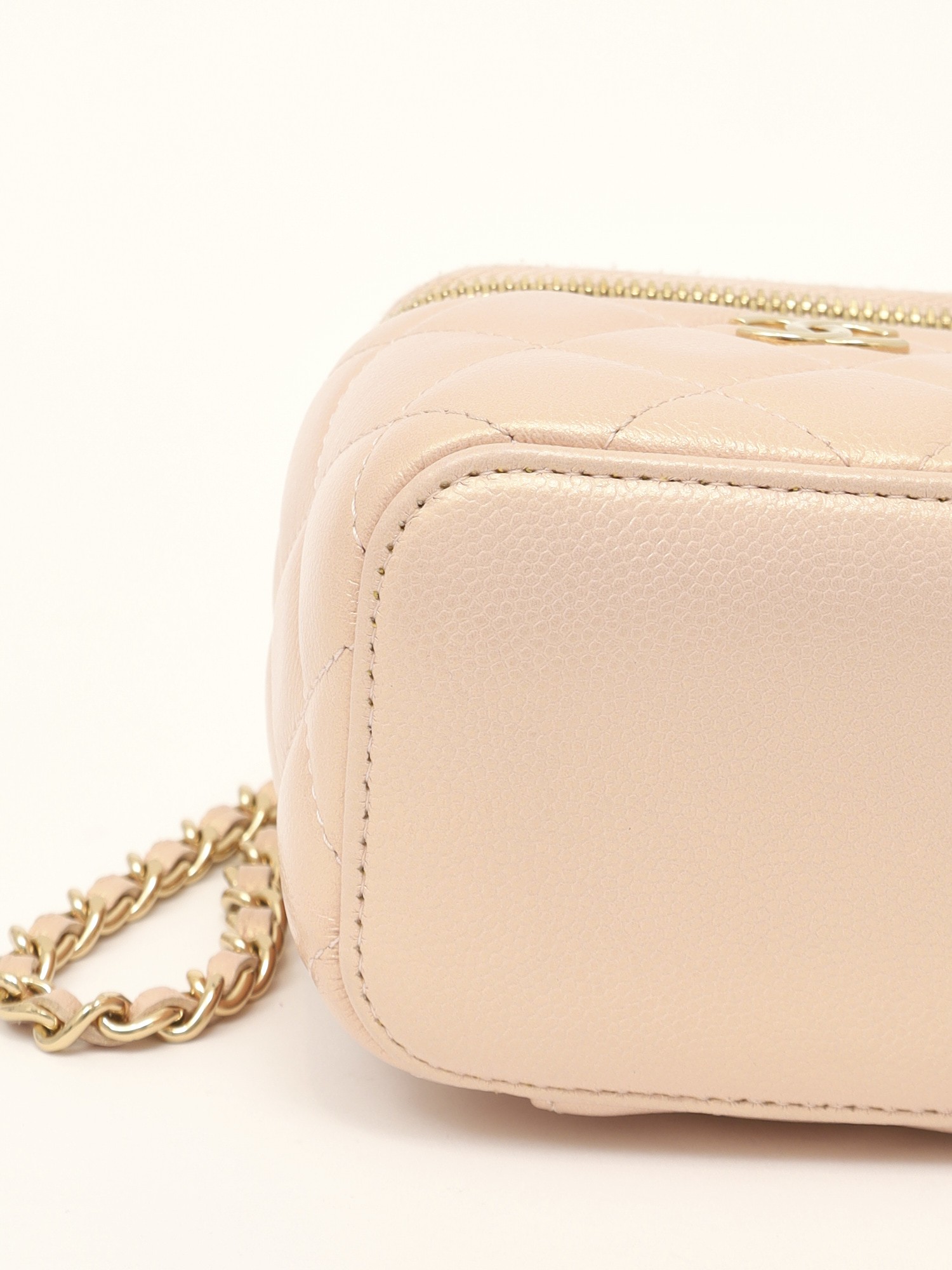 Chanel Vanity 7