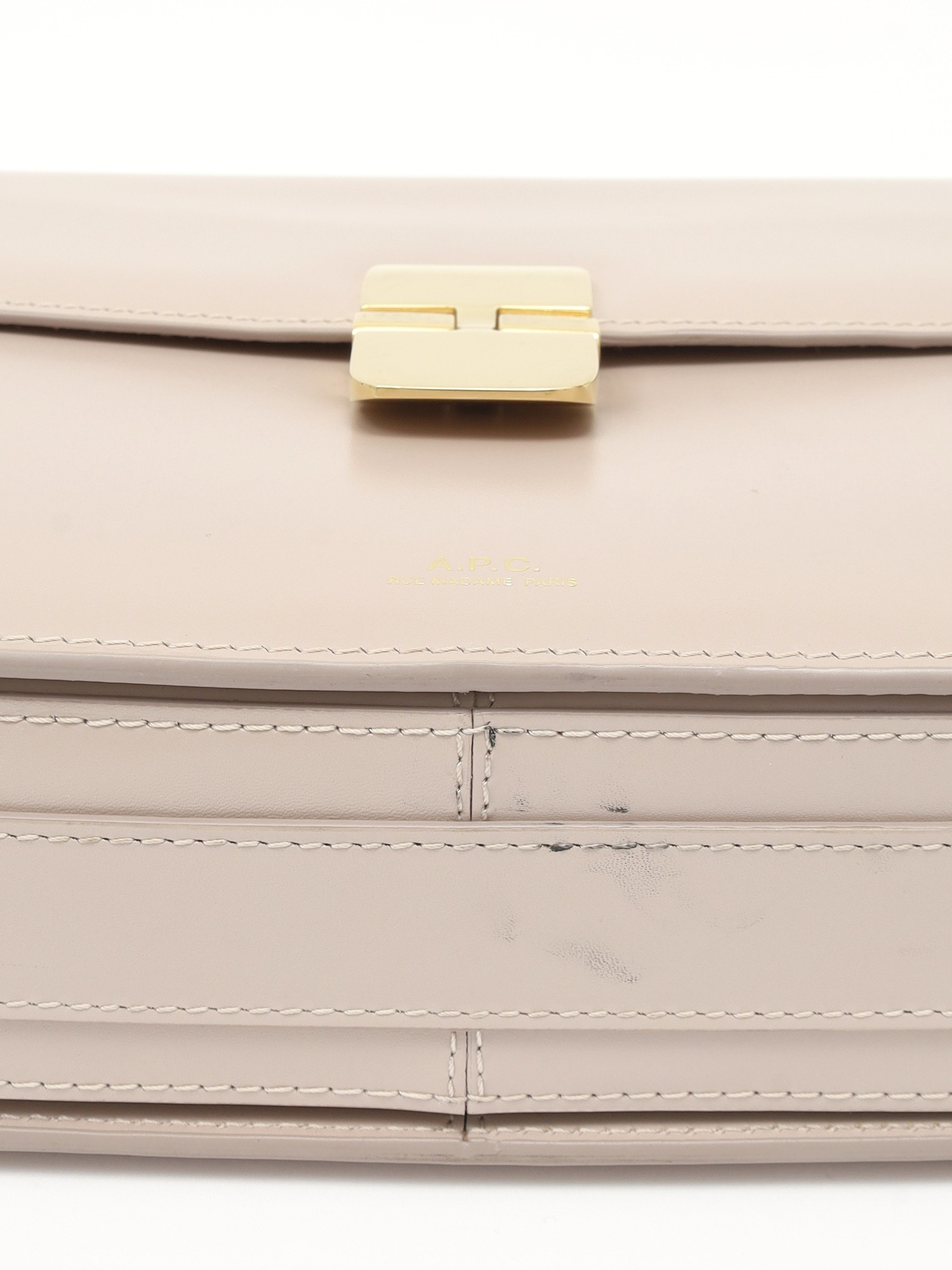 A.P.C. Grace  8