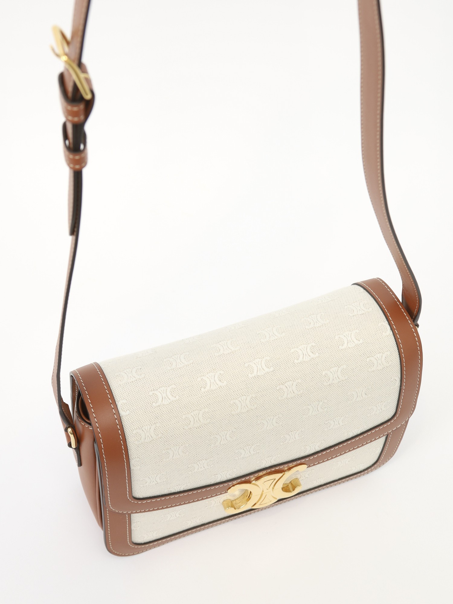 Celine Triomphe 4