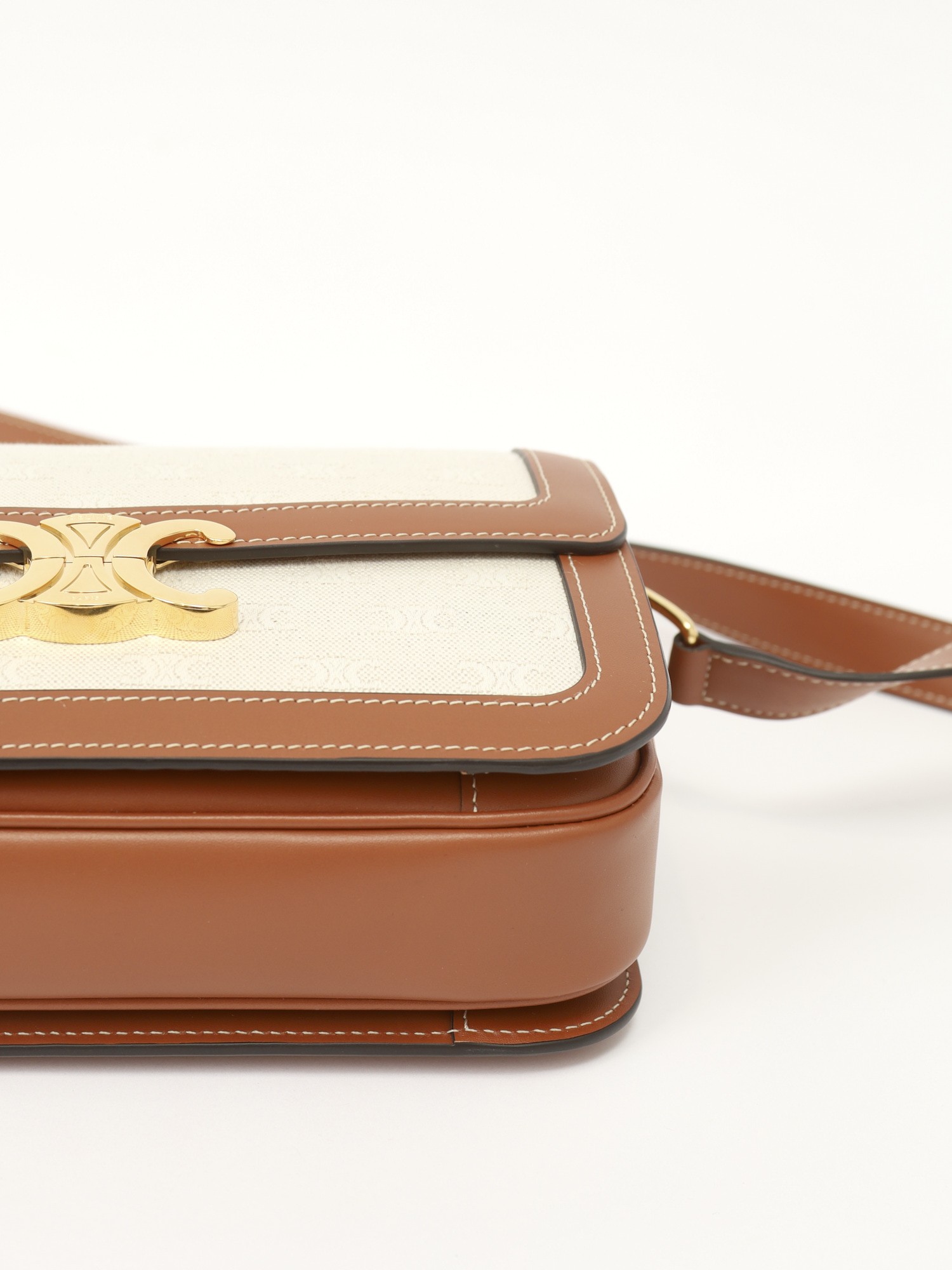 Celine Triomphe 7