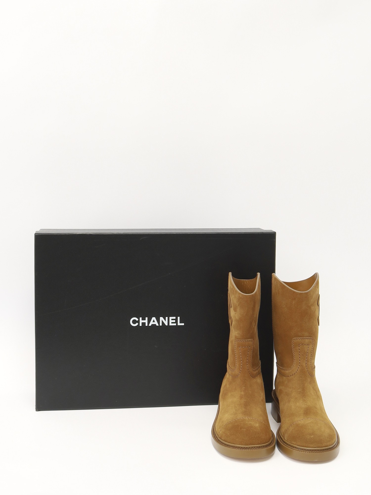 Chanel Shoes 38.5 9