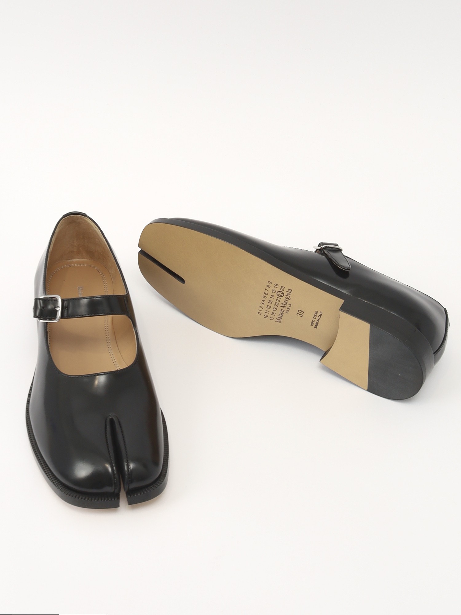 Maison Margiela Shoes 39 9