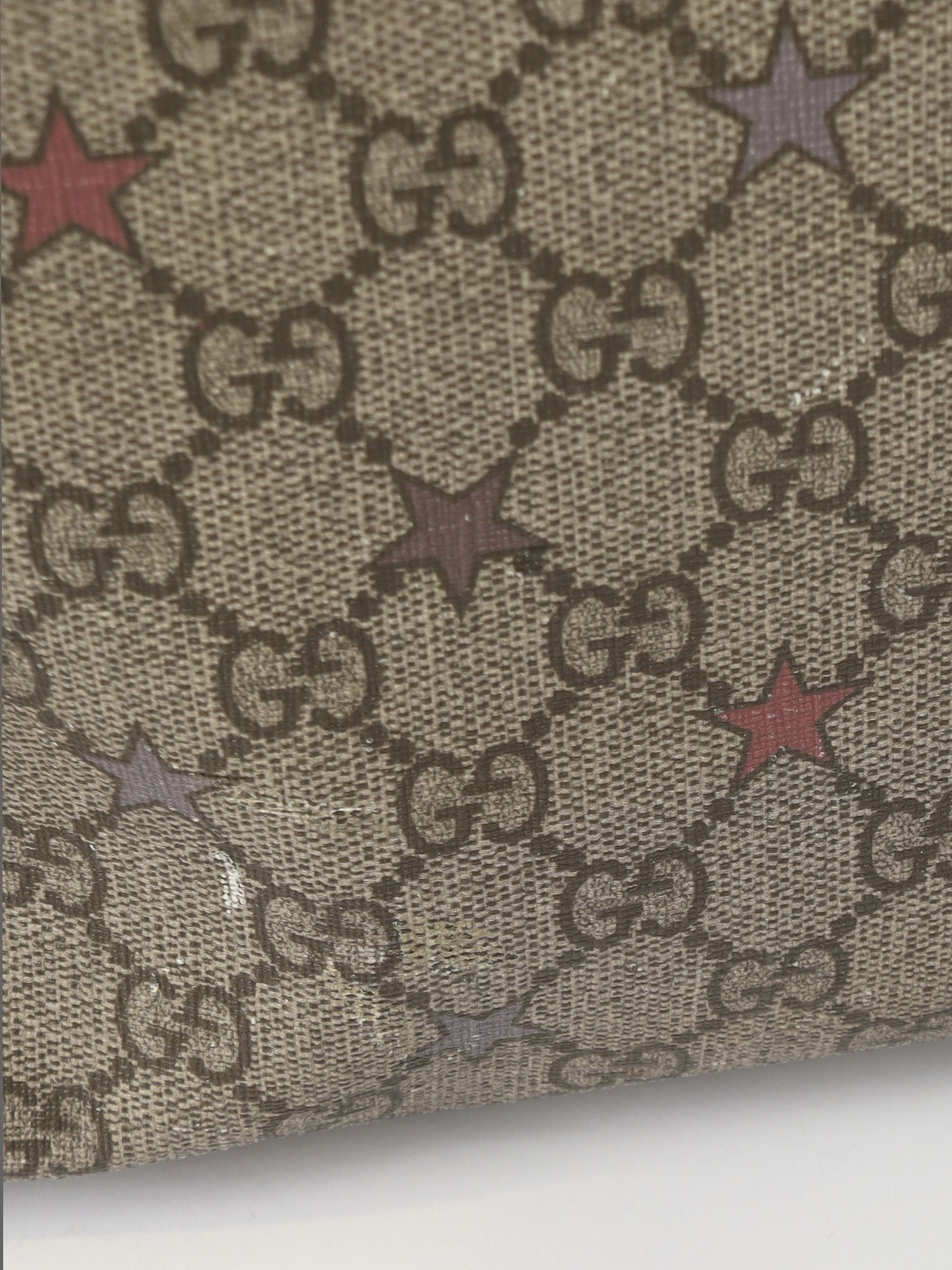 Gucci GG Supreme  14