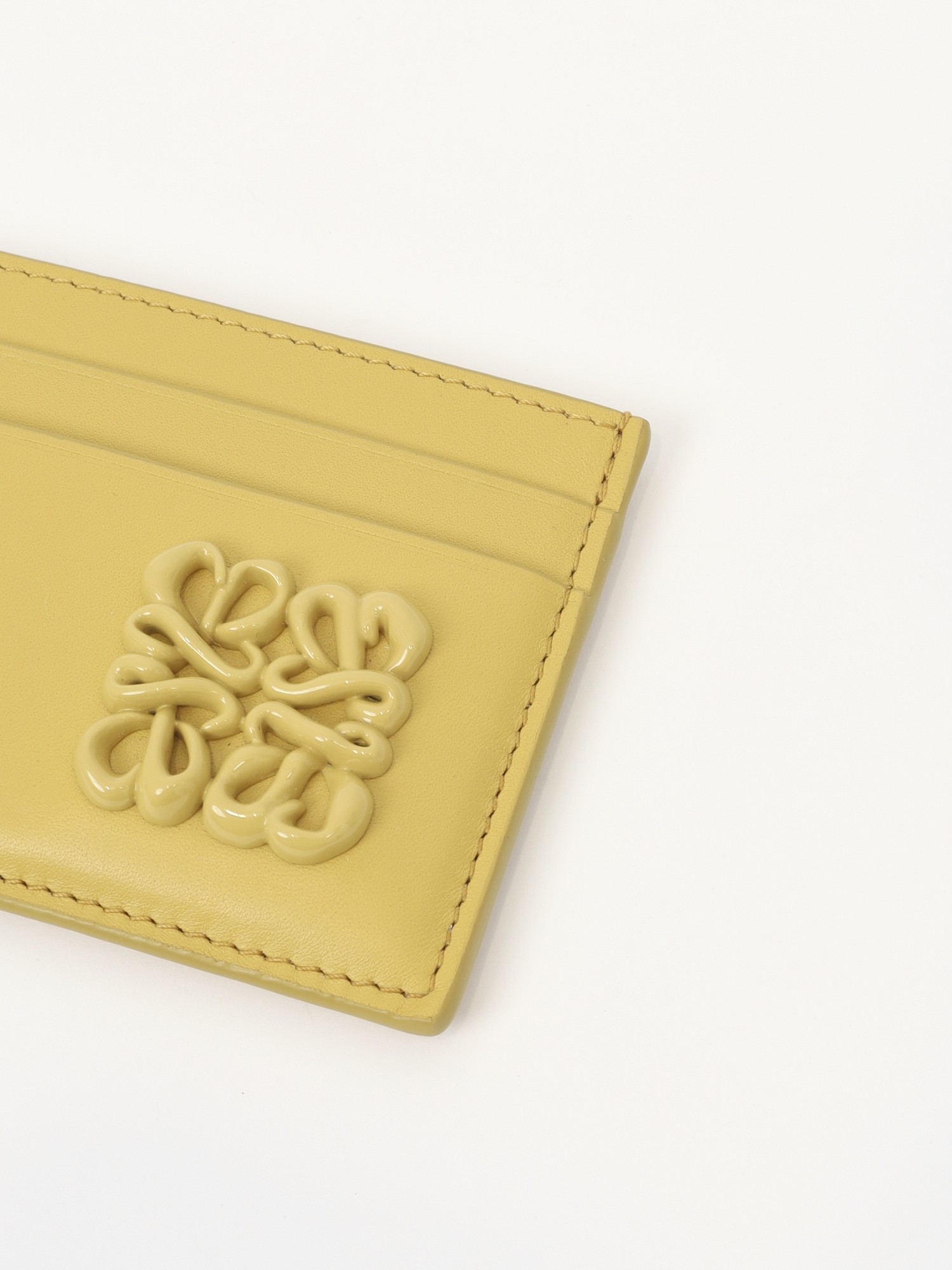 Loewe Wallet 5