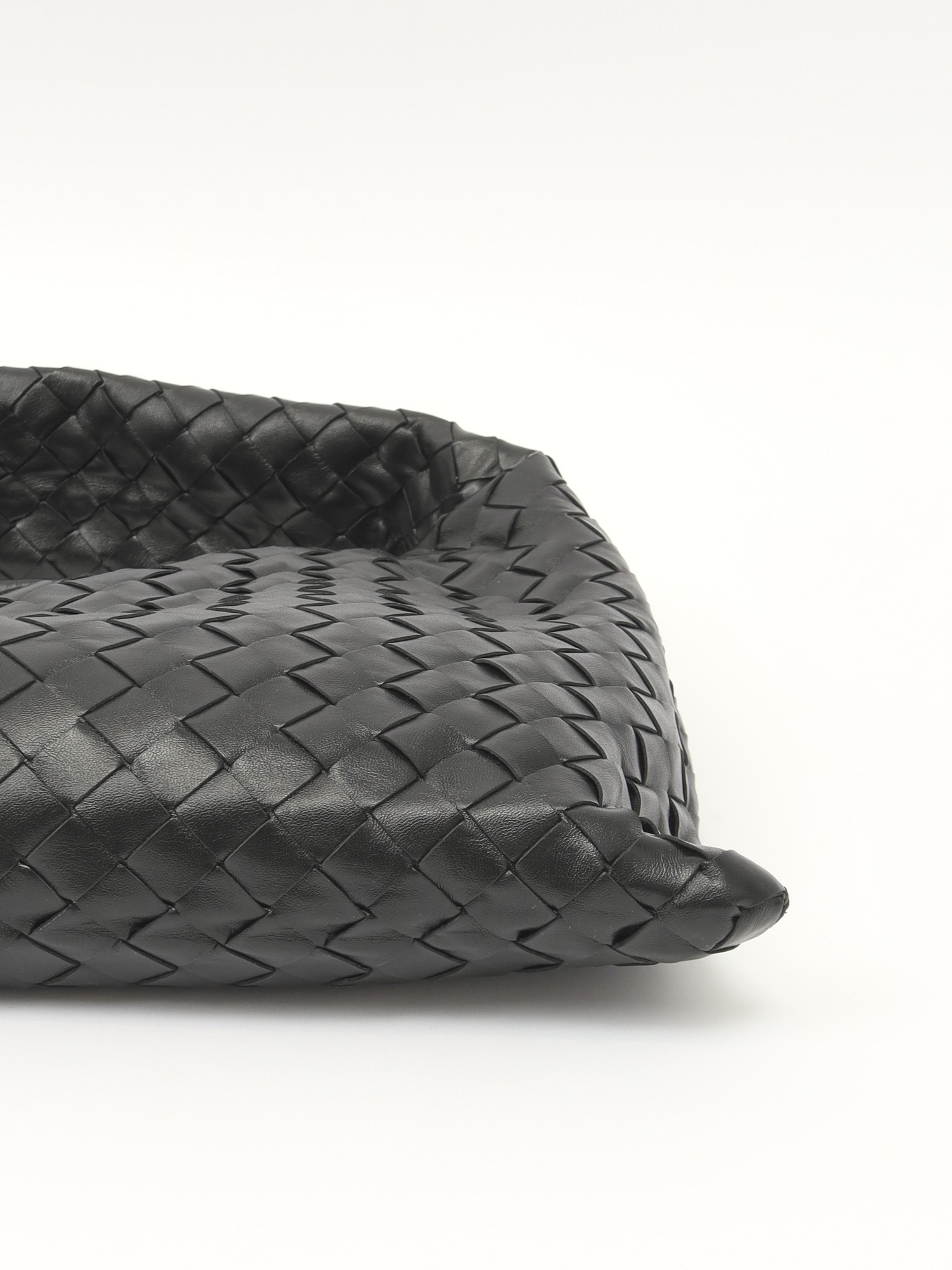 Bottega Veneta Hop 6