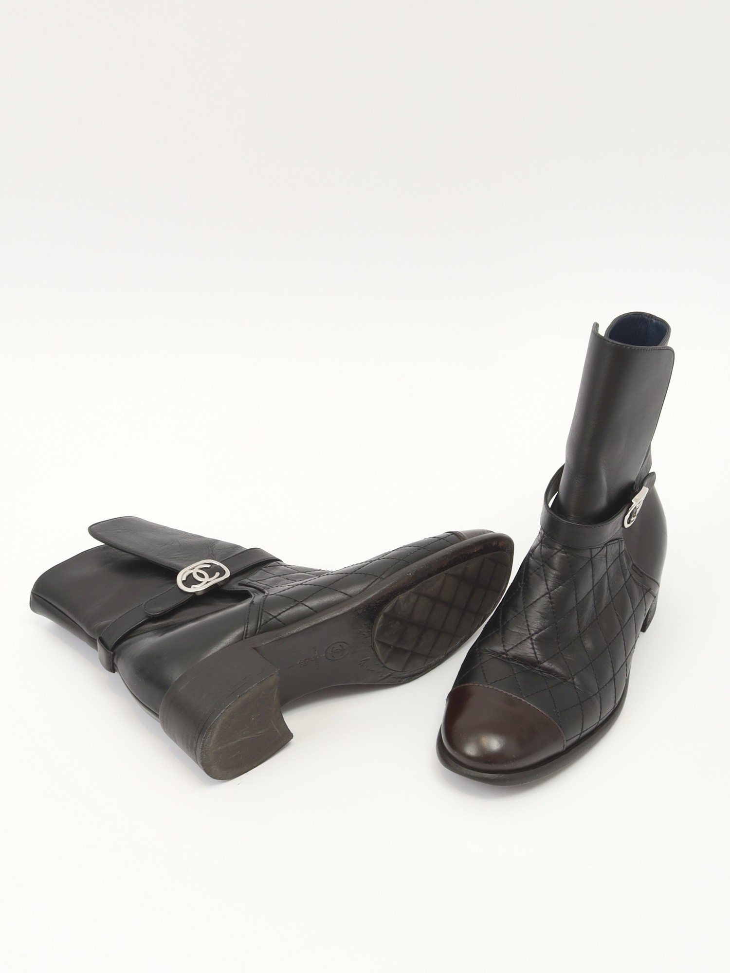 Chanel Shoes 38 10