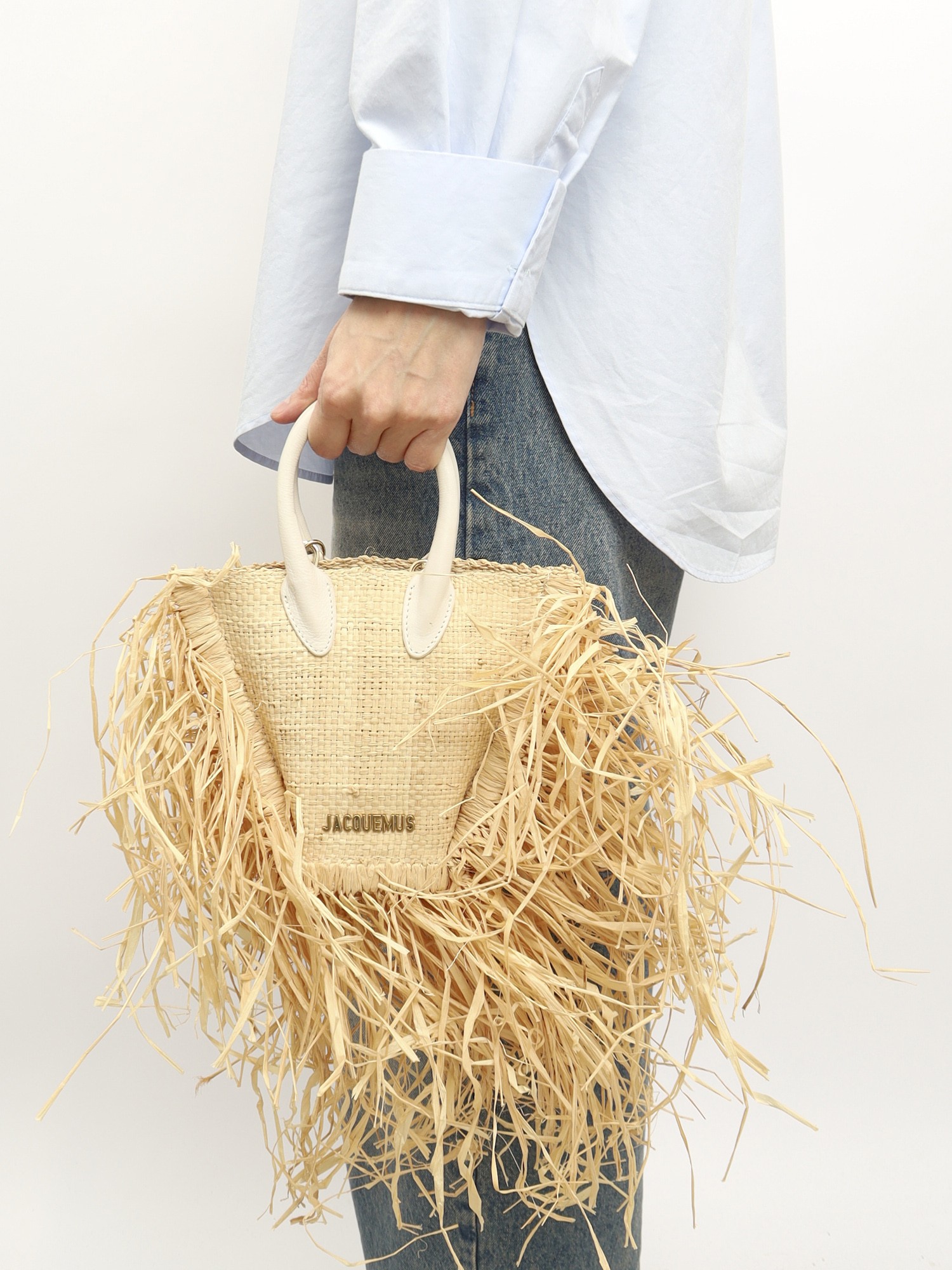 Jacquemus Le Baci 1