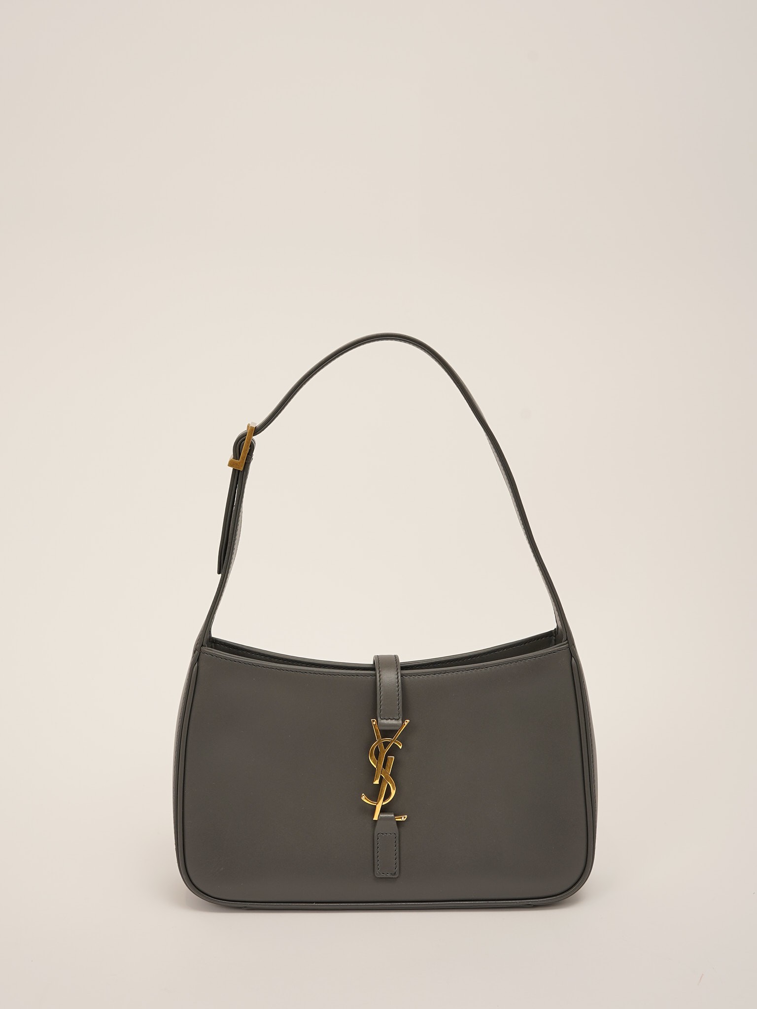 Saint Laurent Le 5 A 7 0